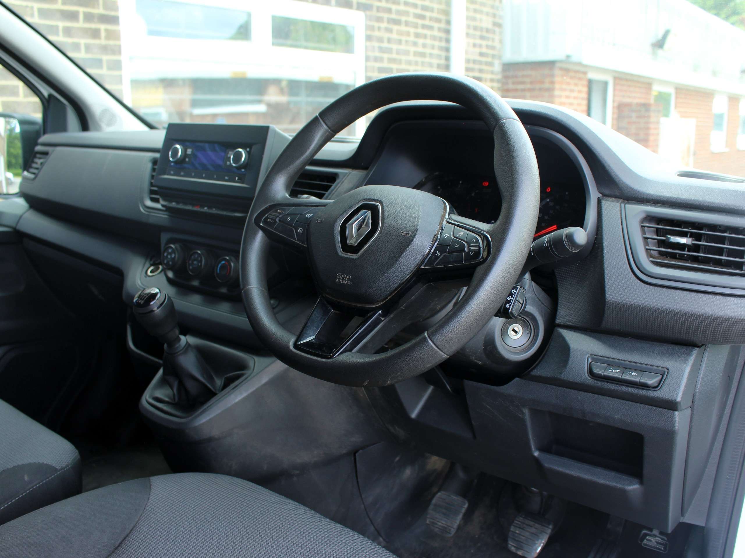 2022 RENAULT TRAFIC 2022 RENAULT TRAFIC