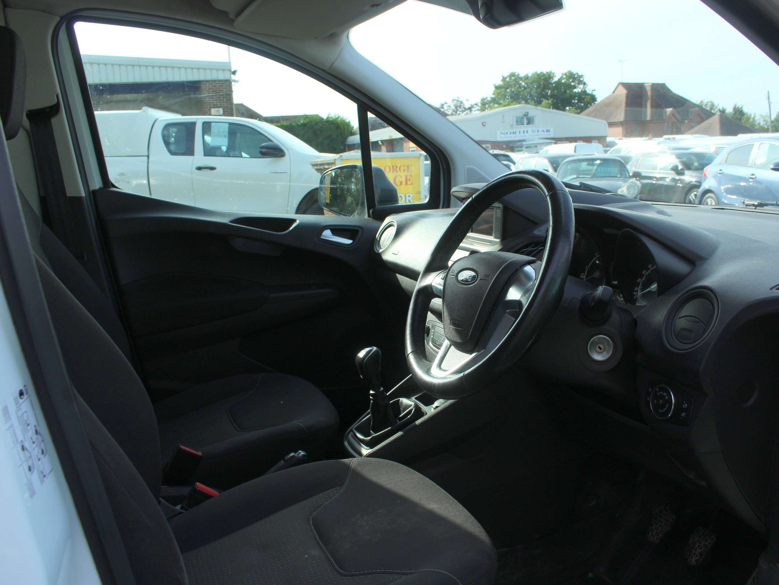 2019 FORD TRANSIT COURIER 2019 FORD TRANSIT COURIER