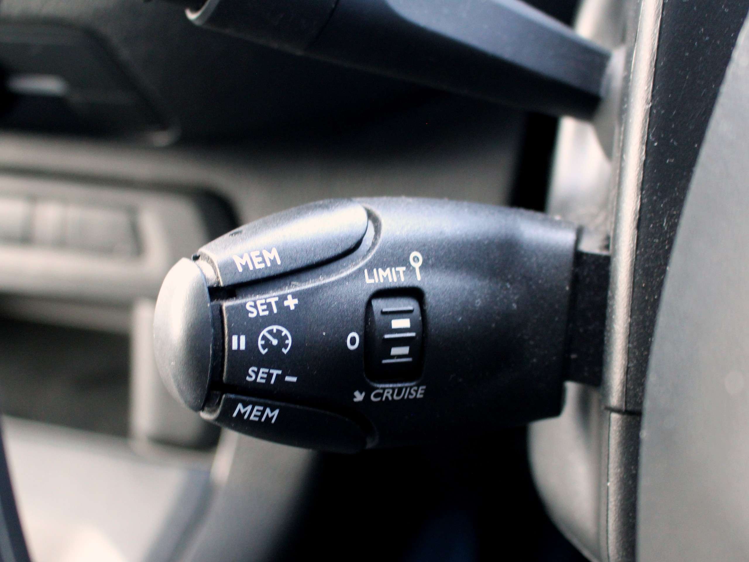 2024 PEUGEOT EXPERT 2024 PEUGEOT EXPERT