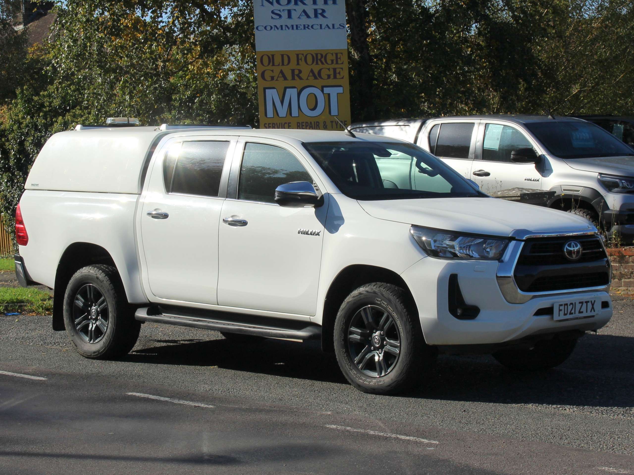 2021 TOYOTA HILUX 2021 TOYOTA HILUX