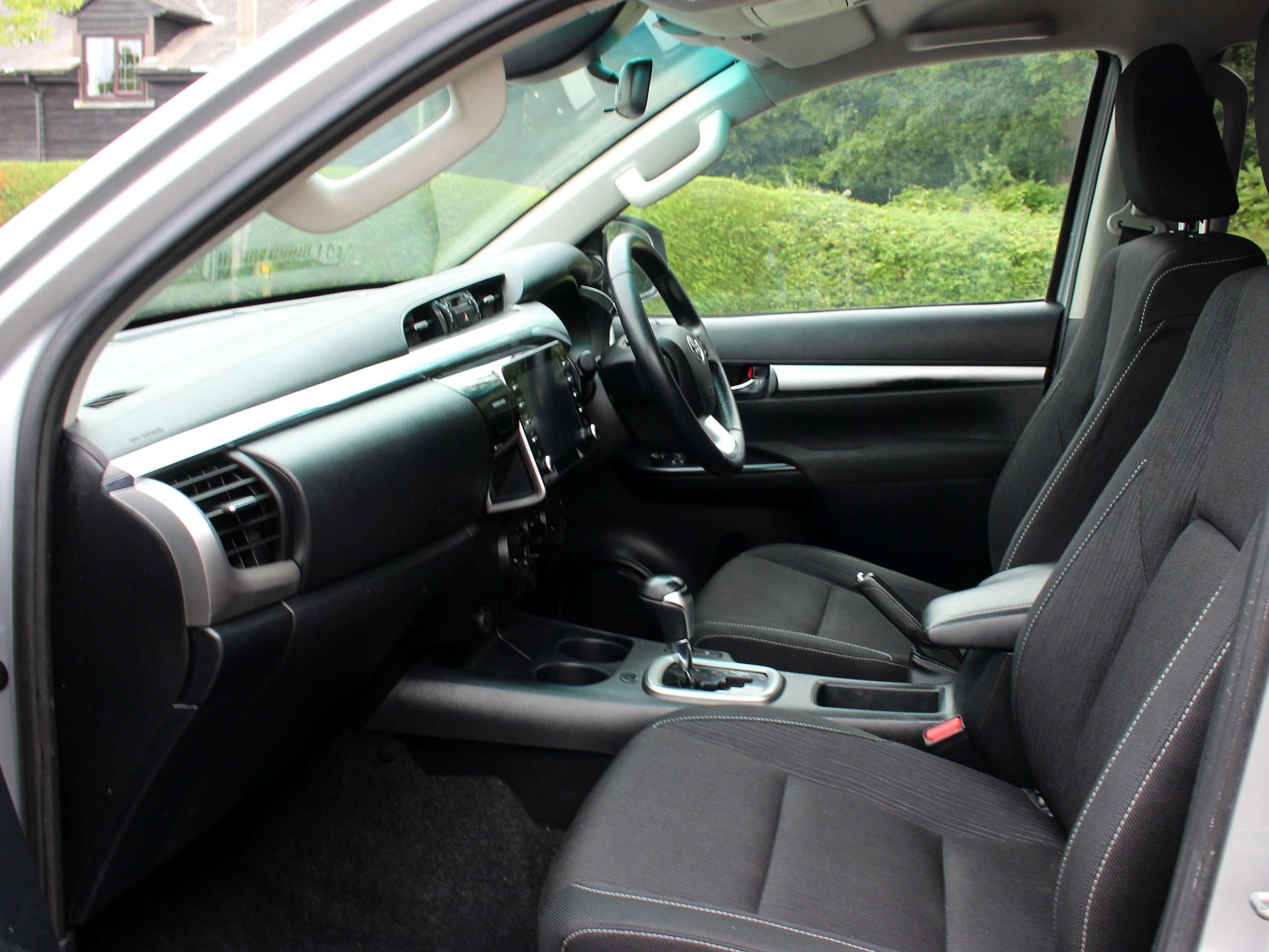 2022 TOYOTA HILUX 2022 TOYOTA HILUX