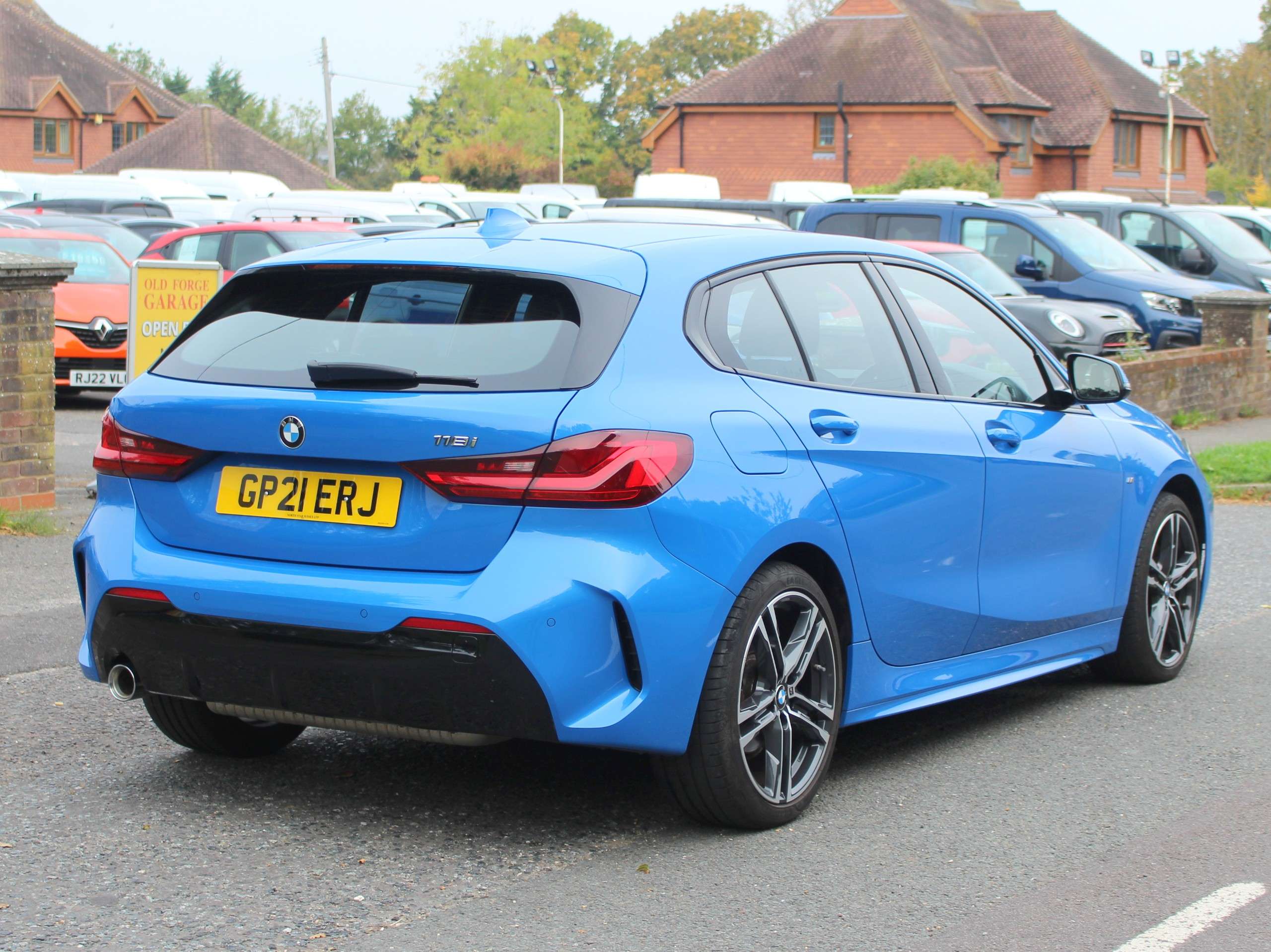 2021 BMW 1 SERIES 2021 BMW 1 SERIES