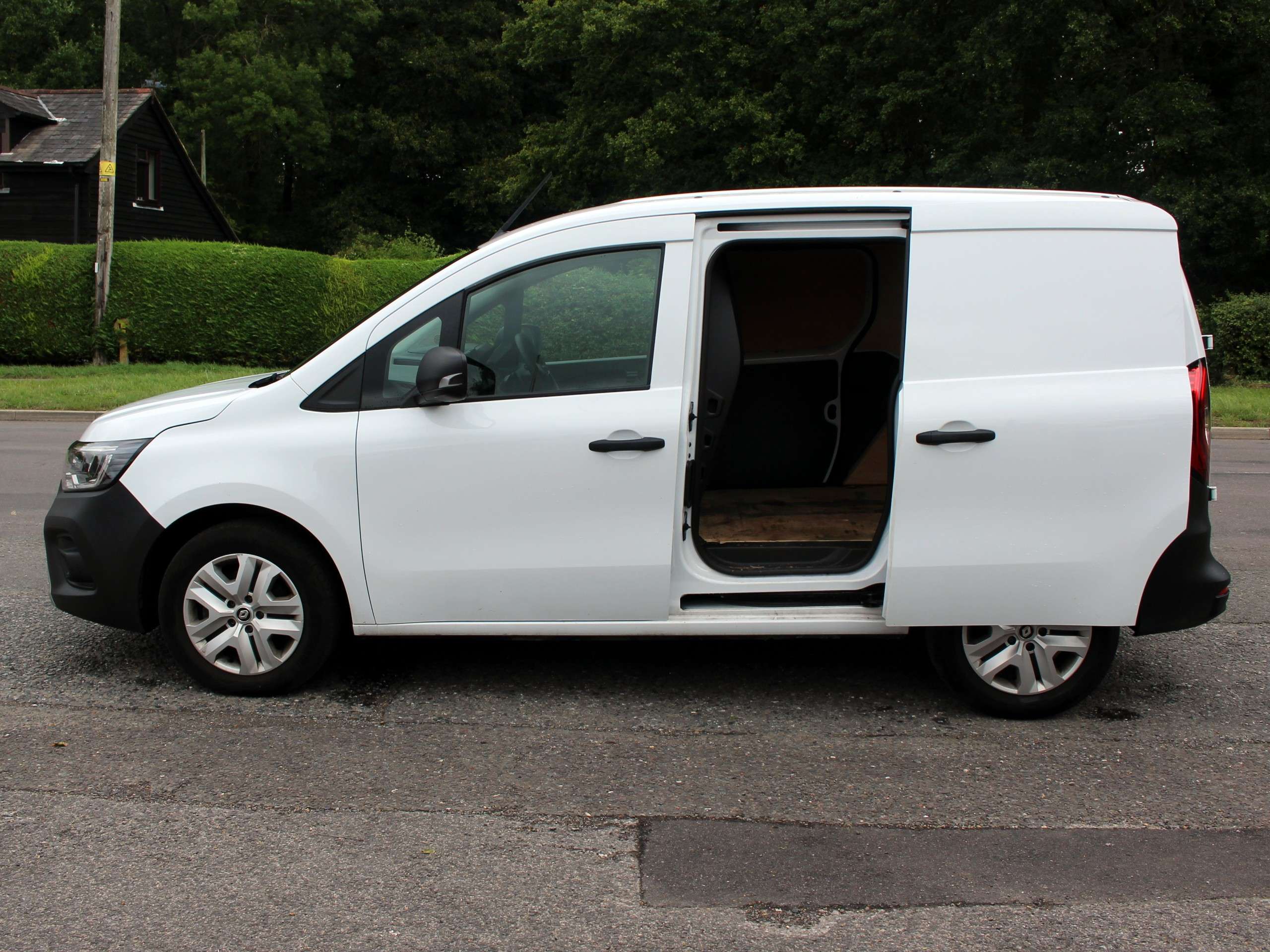 2024 RENAULT KANGOO 2024 RENAULT KANGOO