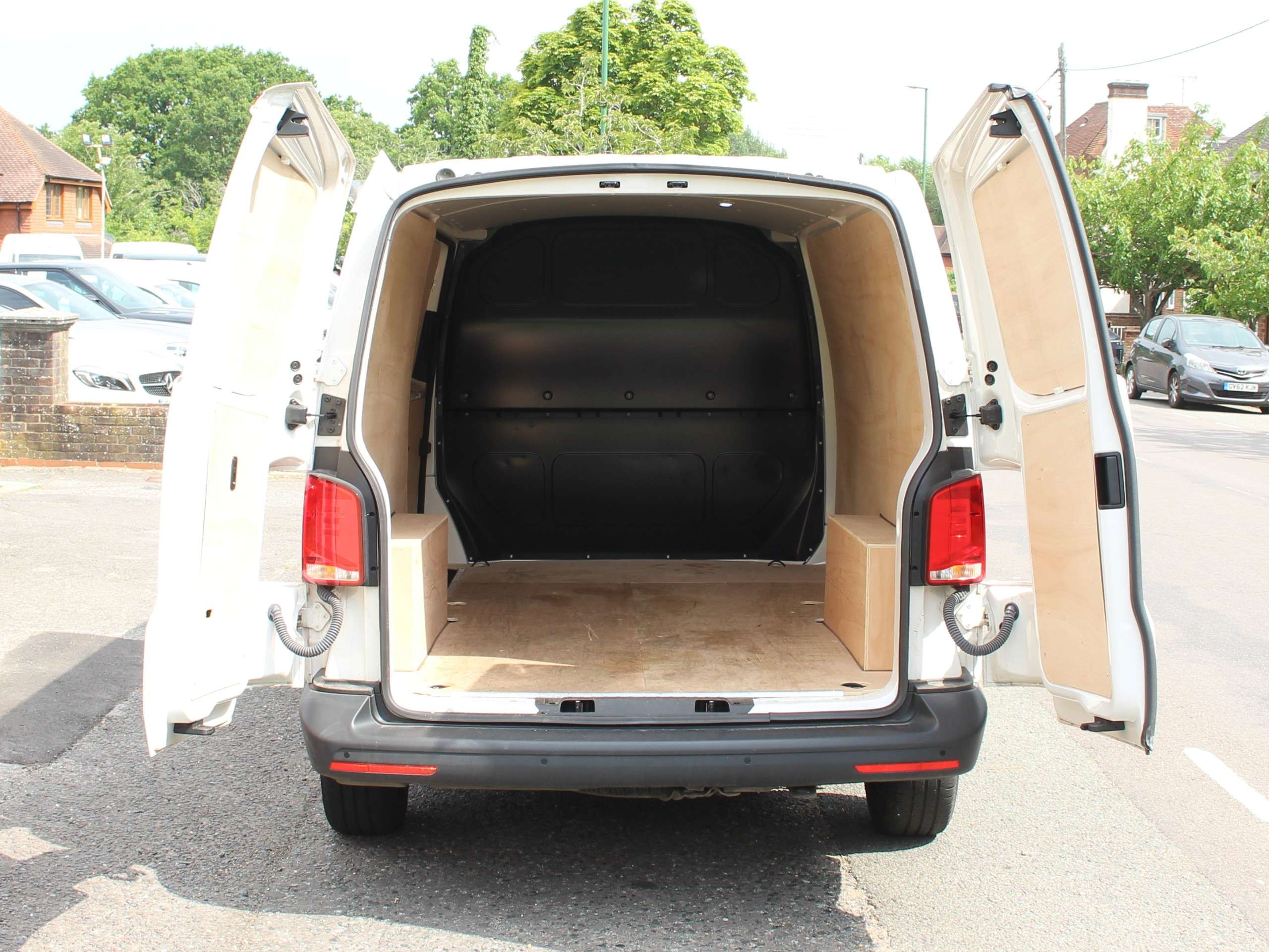 2024 VOLKSWAGEN TRANSPORTER 2024 VOLKSWAGEN TRANSPORTER