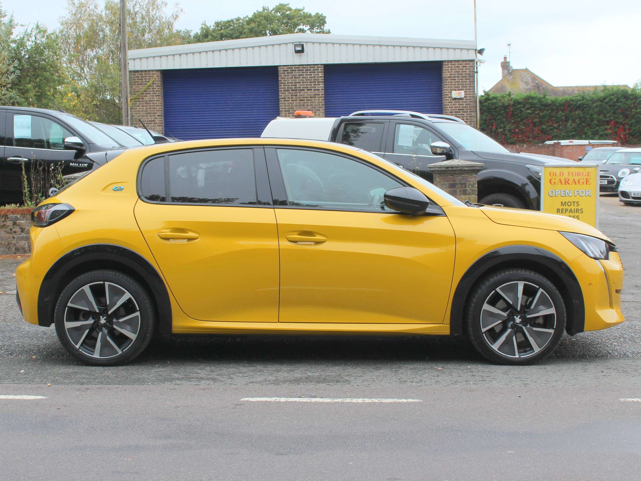 2022 PEUGEOT E-208 2022 PEUGEOT E-208