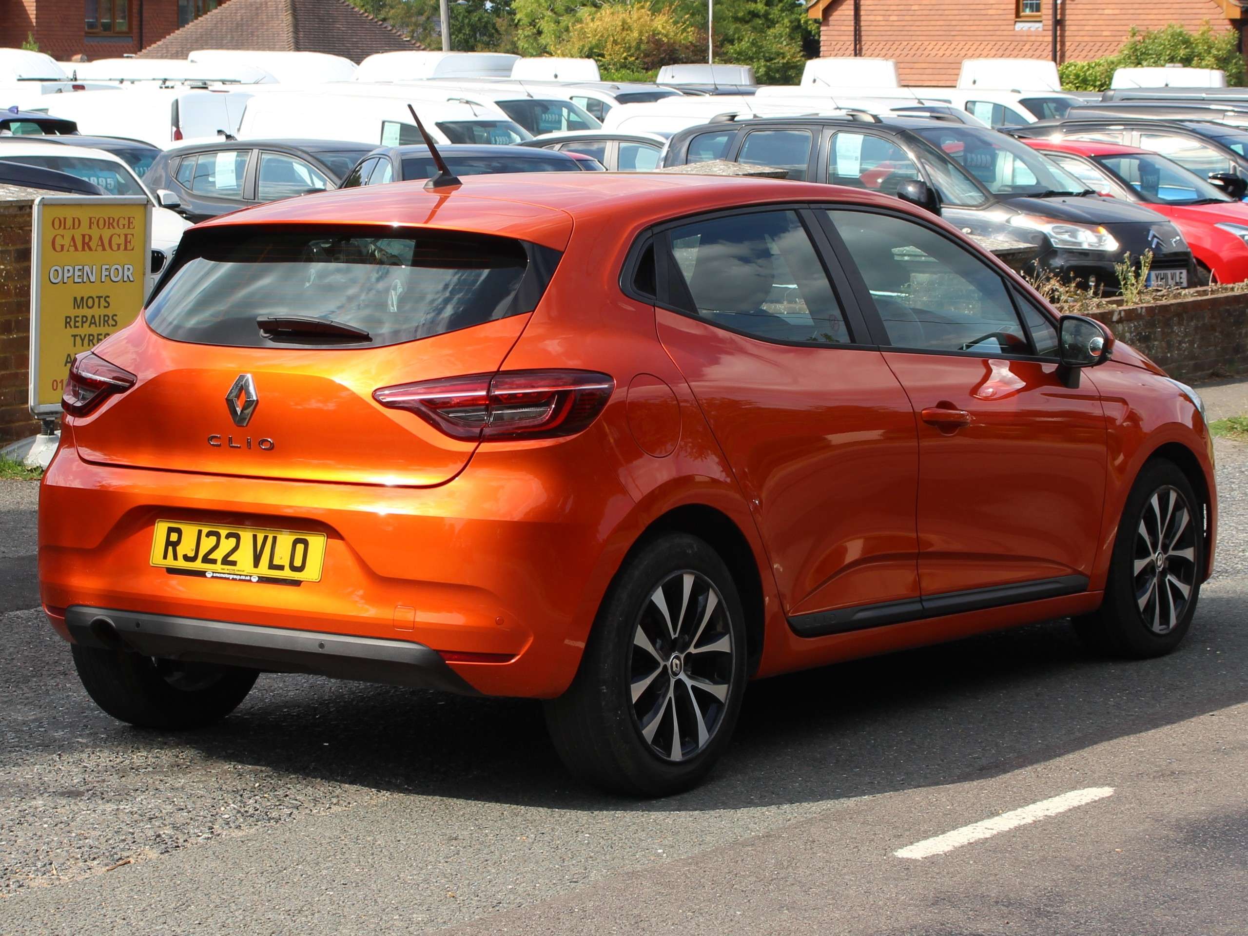 2022 RENAULT CLIO 2022 RENAULT CLIO