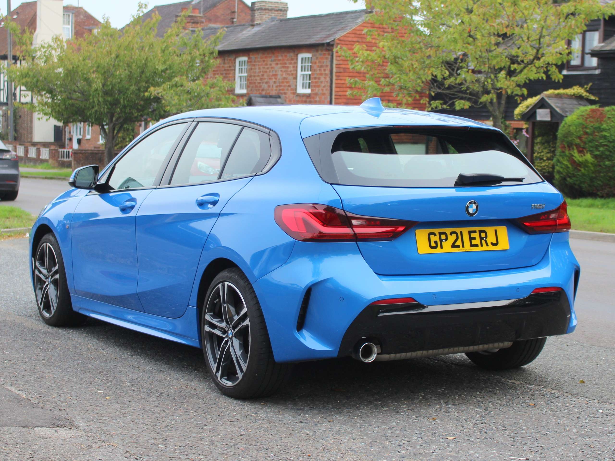 2021 BMW 1 SERIES 2021 BMW 1 SERIES