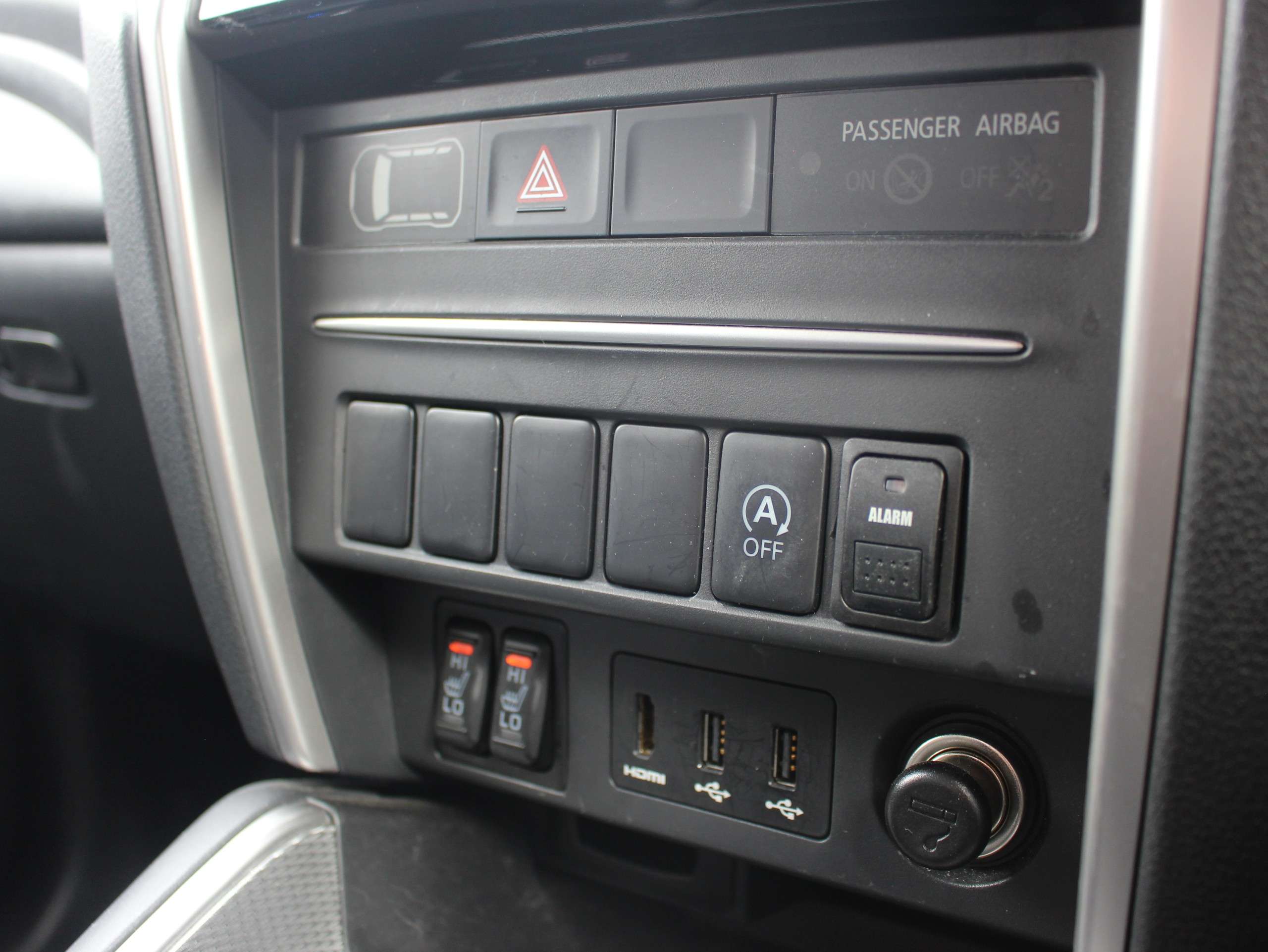 2021 MITSUBISHI L200 2021 MITSUBISHI L200