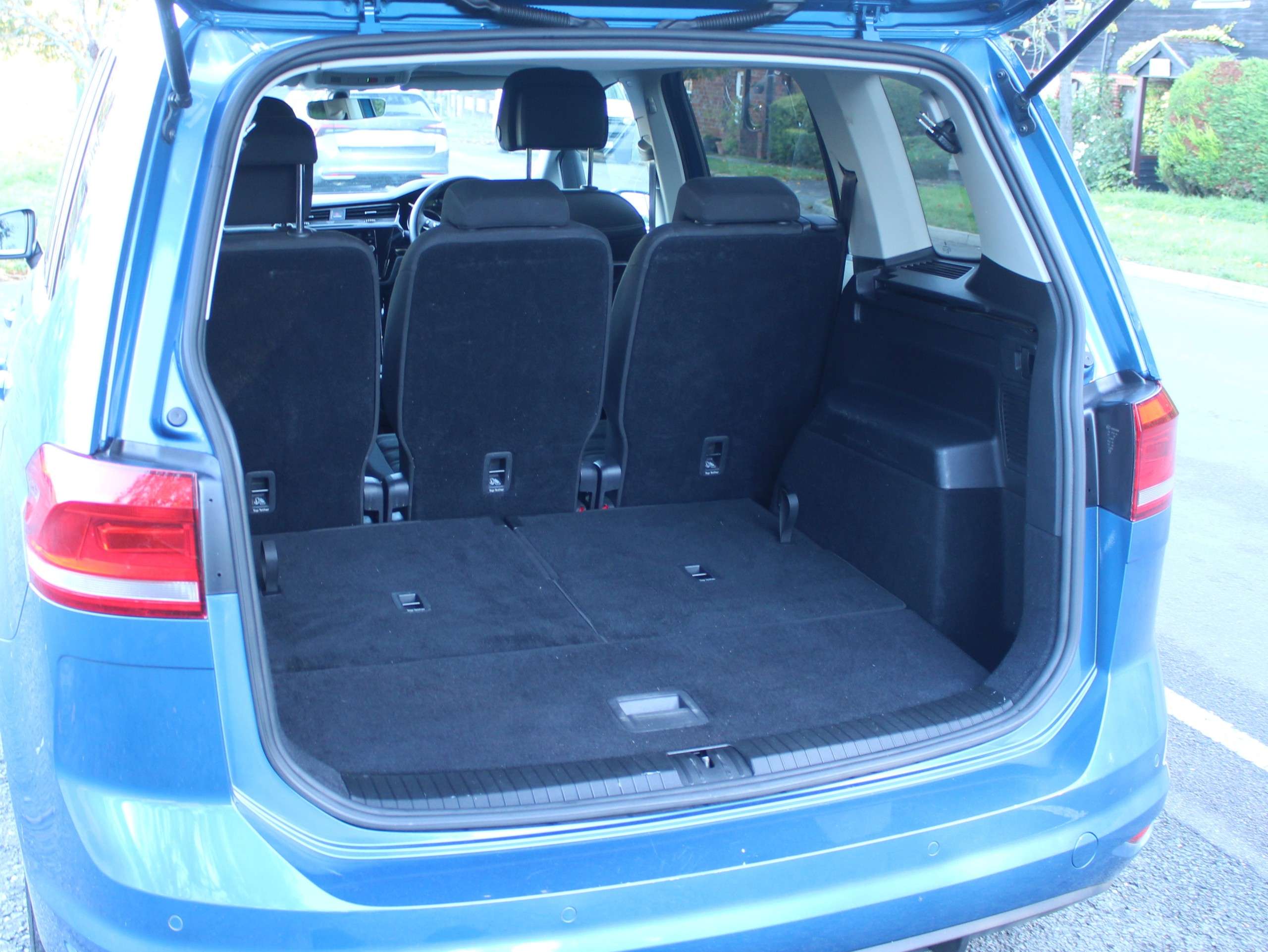 2021 VOLKSWAGEN TOURAN 2021 VOLKSWAGEN TOURAN