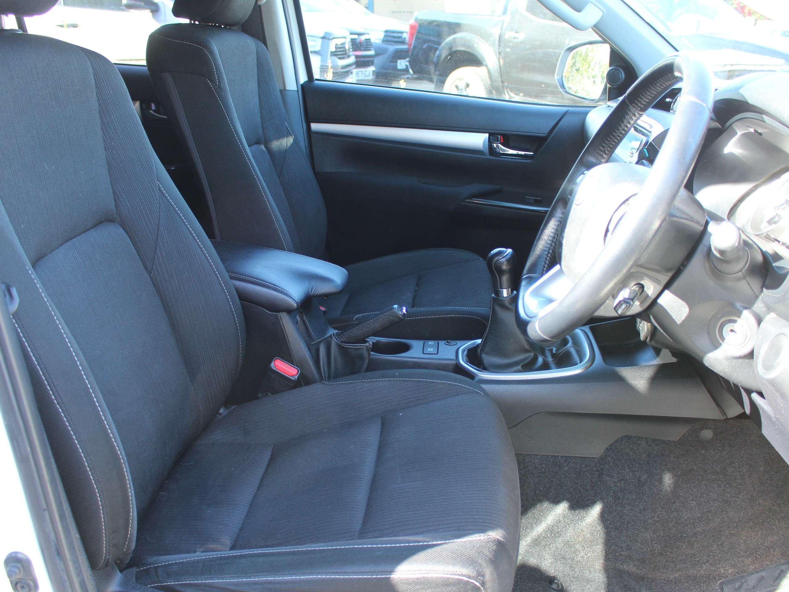 2021 TOYOTA HILUX 2021 TOYOTA HILUX