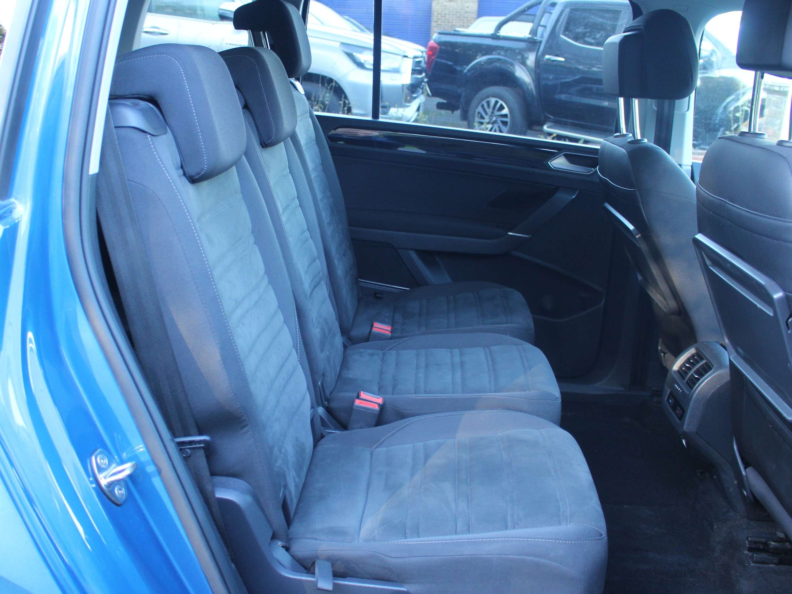 2021 VOLKSWAGEN TOURAN 2021 VOLKSWAGEN TOURAN