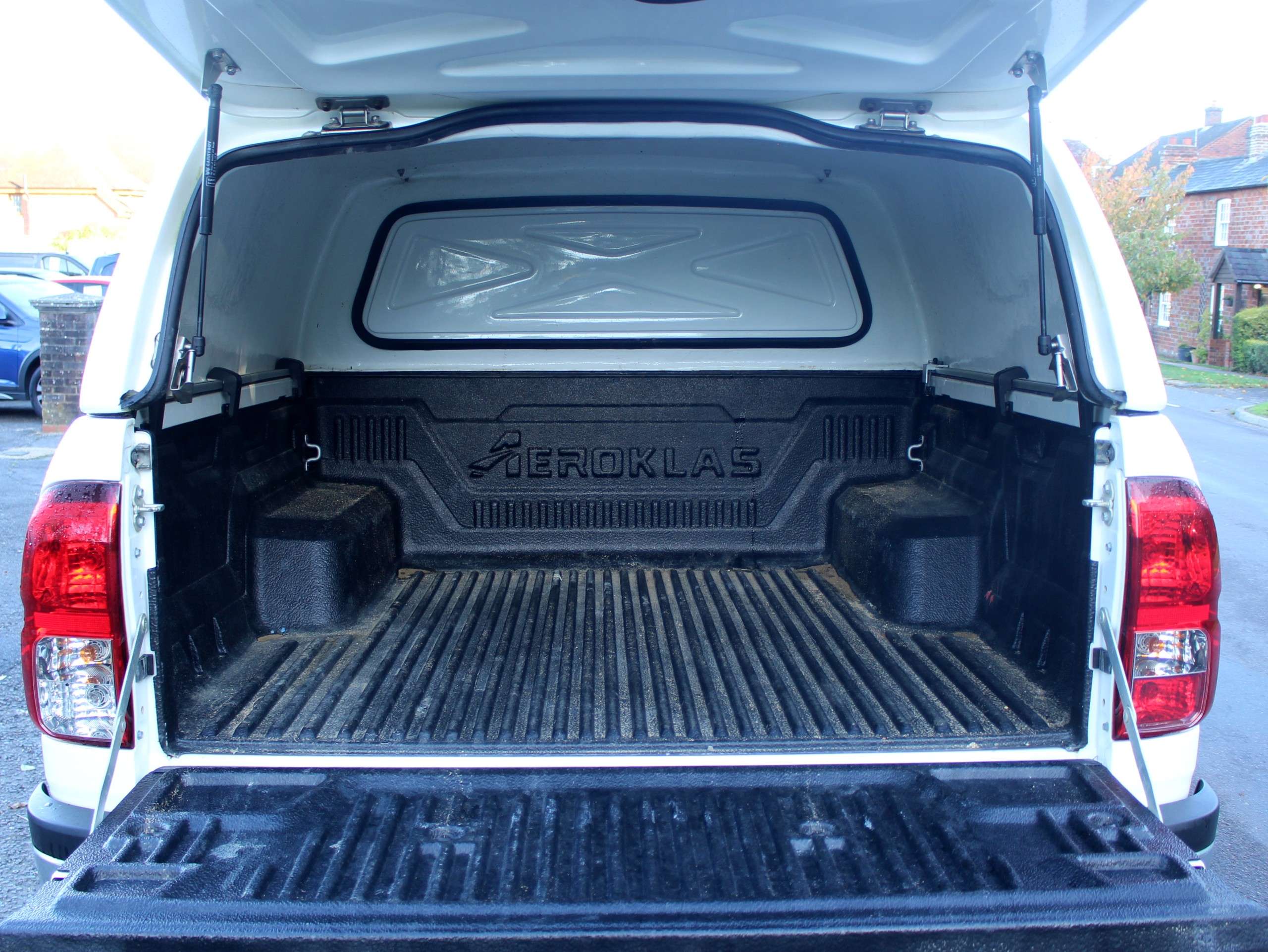 2021 TOYOTA HILUX 2021 TOYOTA HILUX