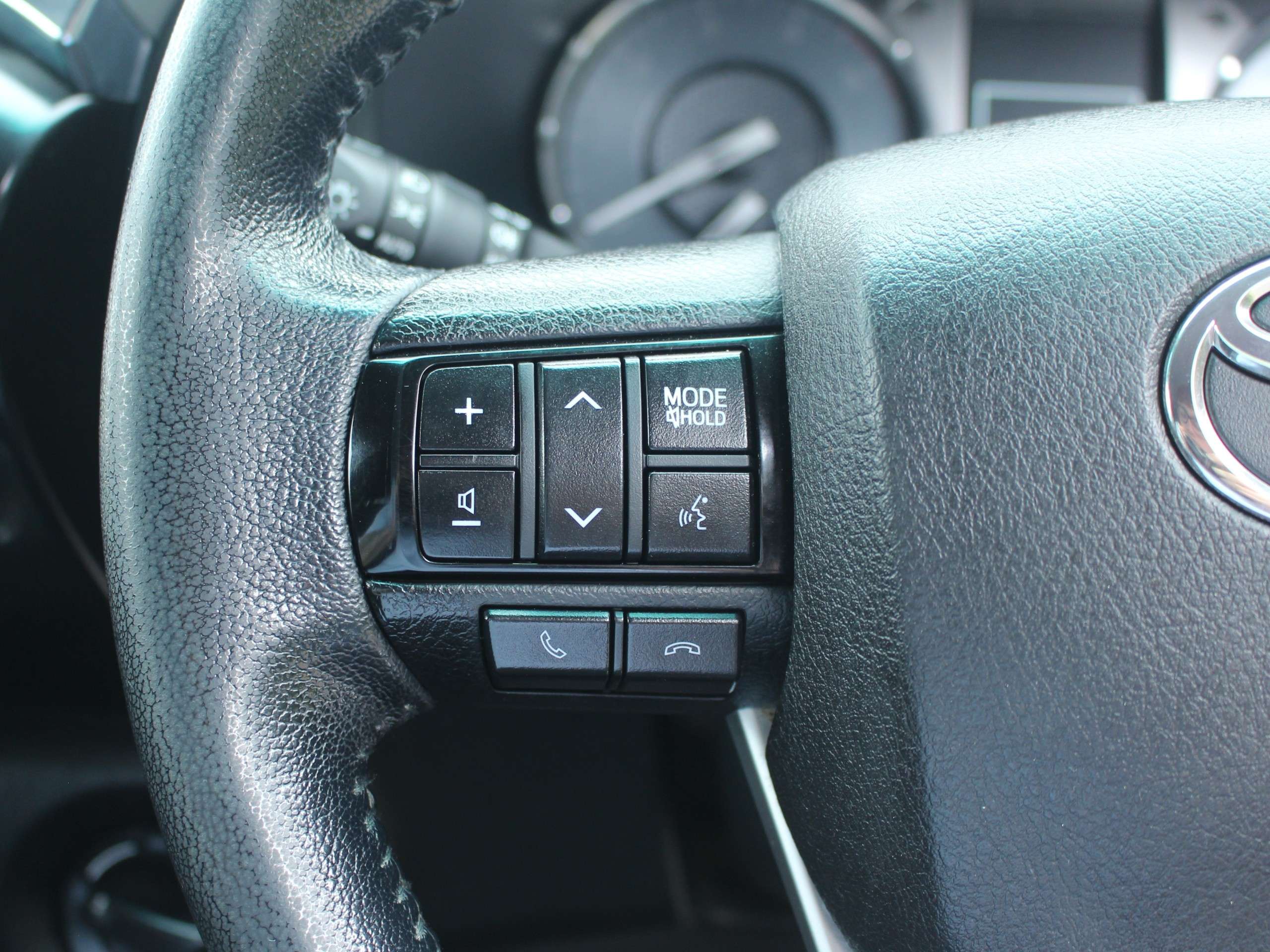 2022 TOYOTA HILUX 2022 TOYOTA HILUX