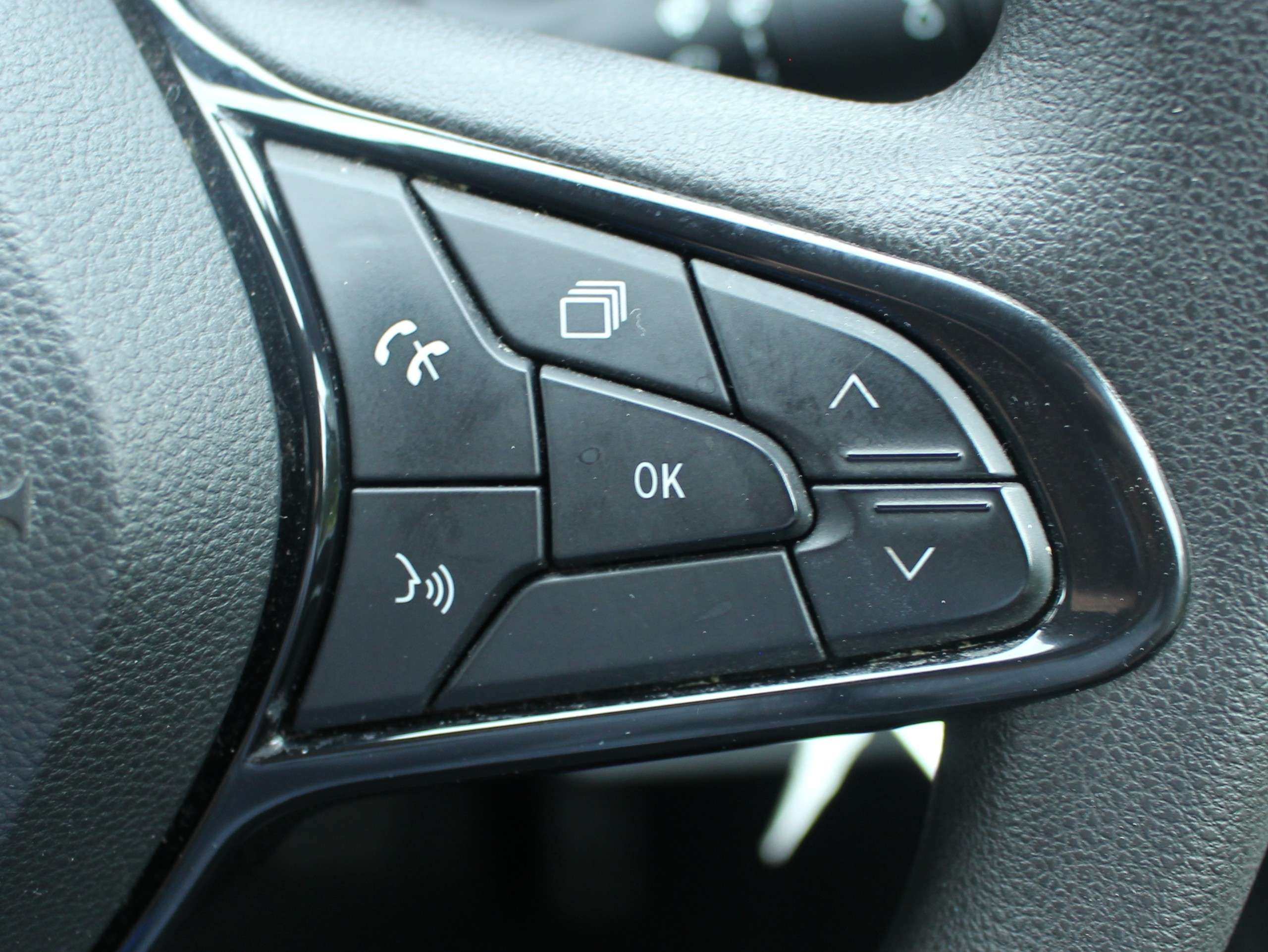 2022 RENAULT TRAFIC 2022 RENAULT TRAFIC