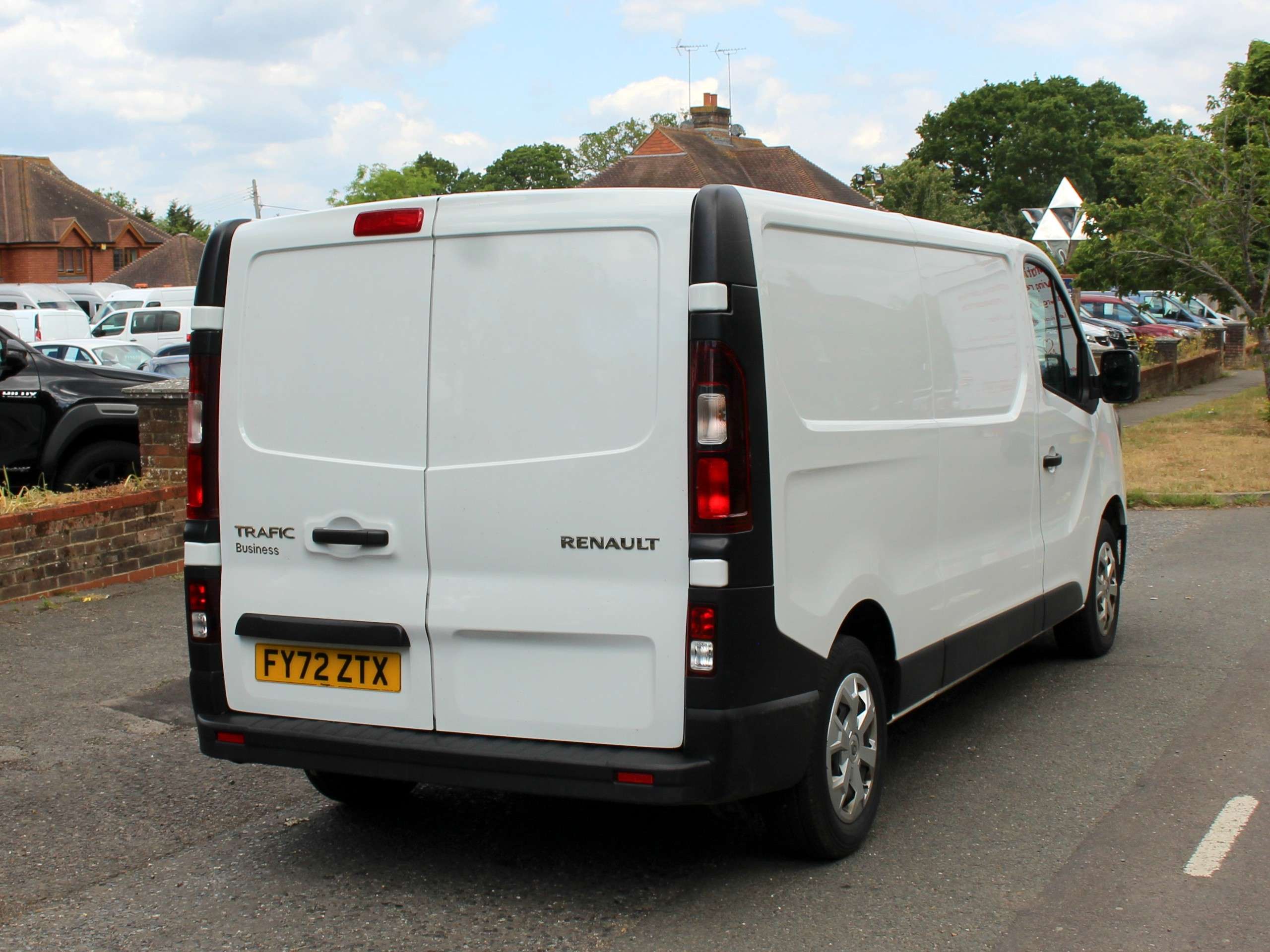 2022 RENAULT TRAFIC 2022 RENAULT TRAFIC