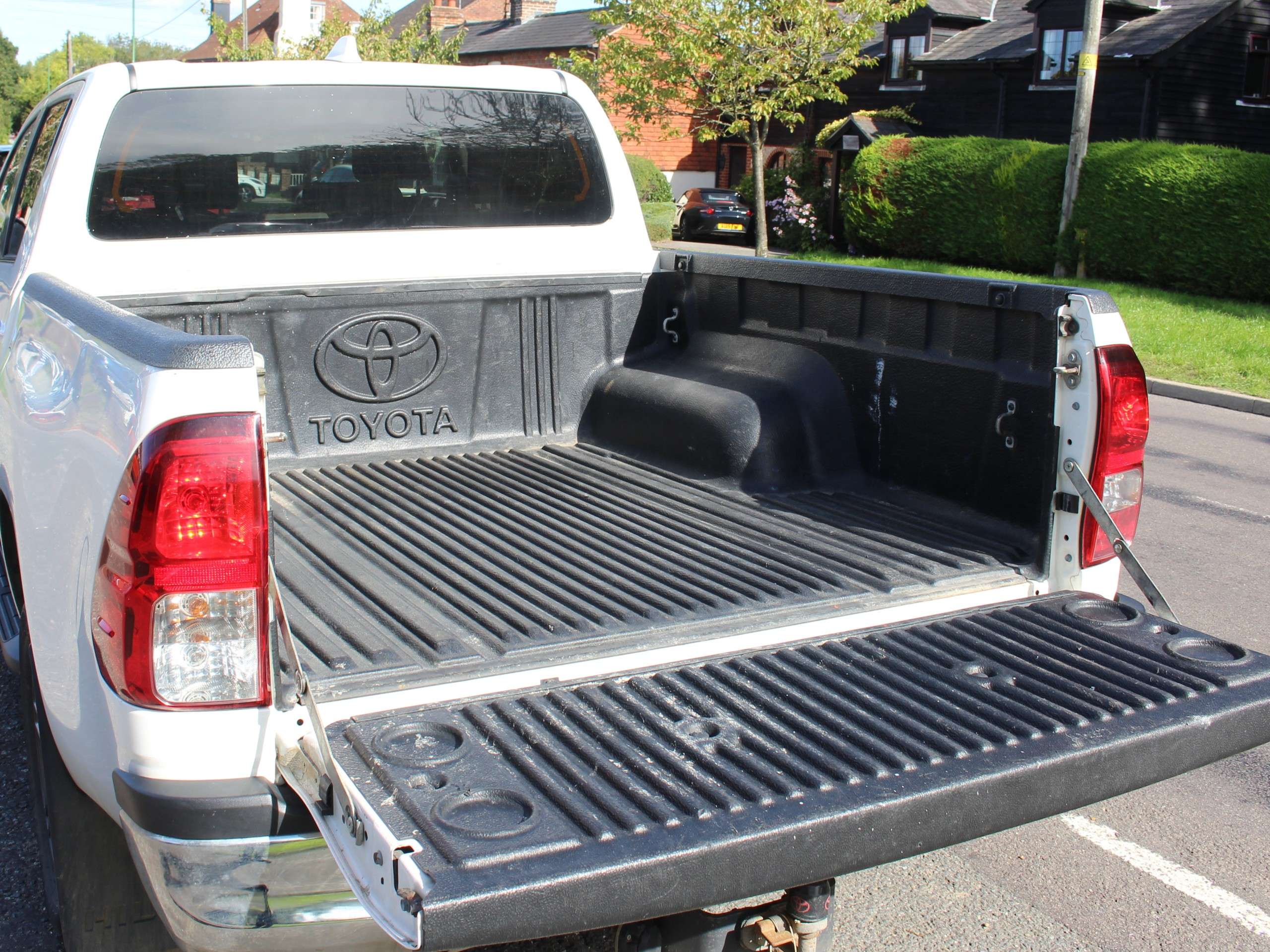 2022 TOYOTA HILUX 2022 TOYOTA HILUX