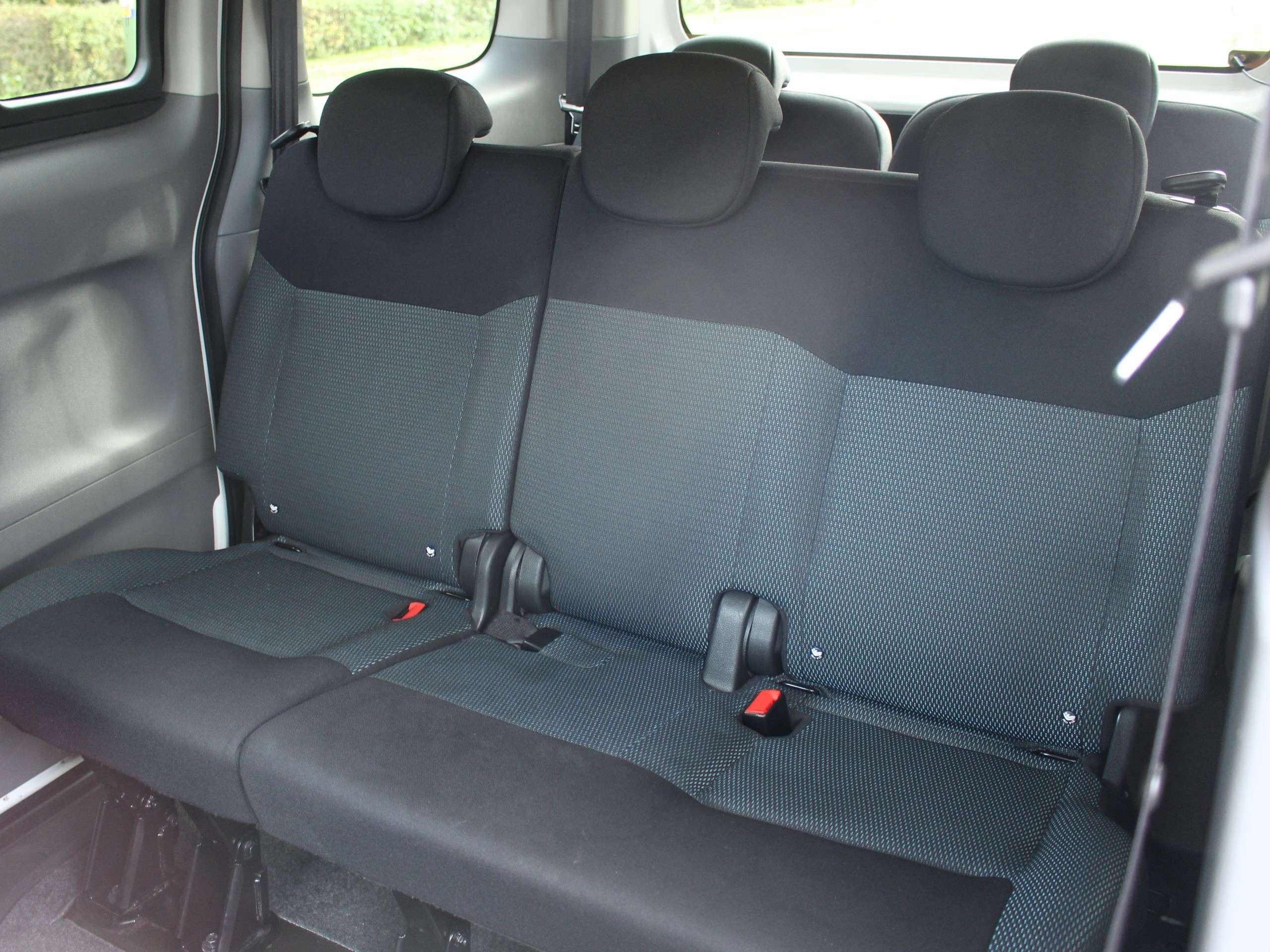 2020 NISSAN E-NV200 2020 NISSAN E-NV200