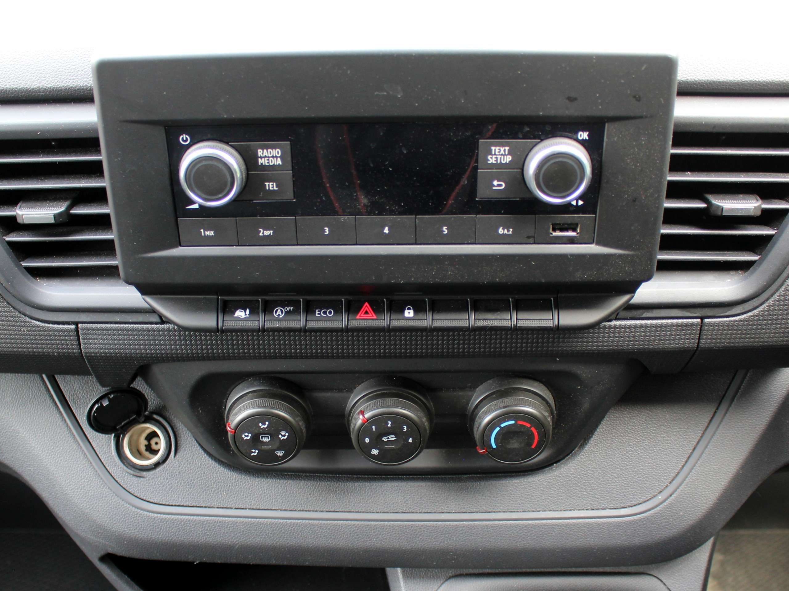 2022 RENAULT TRAFIC 2022 RENAULT TRAFIC