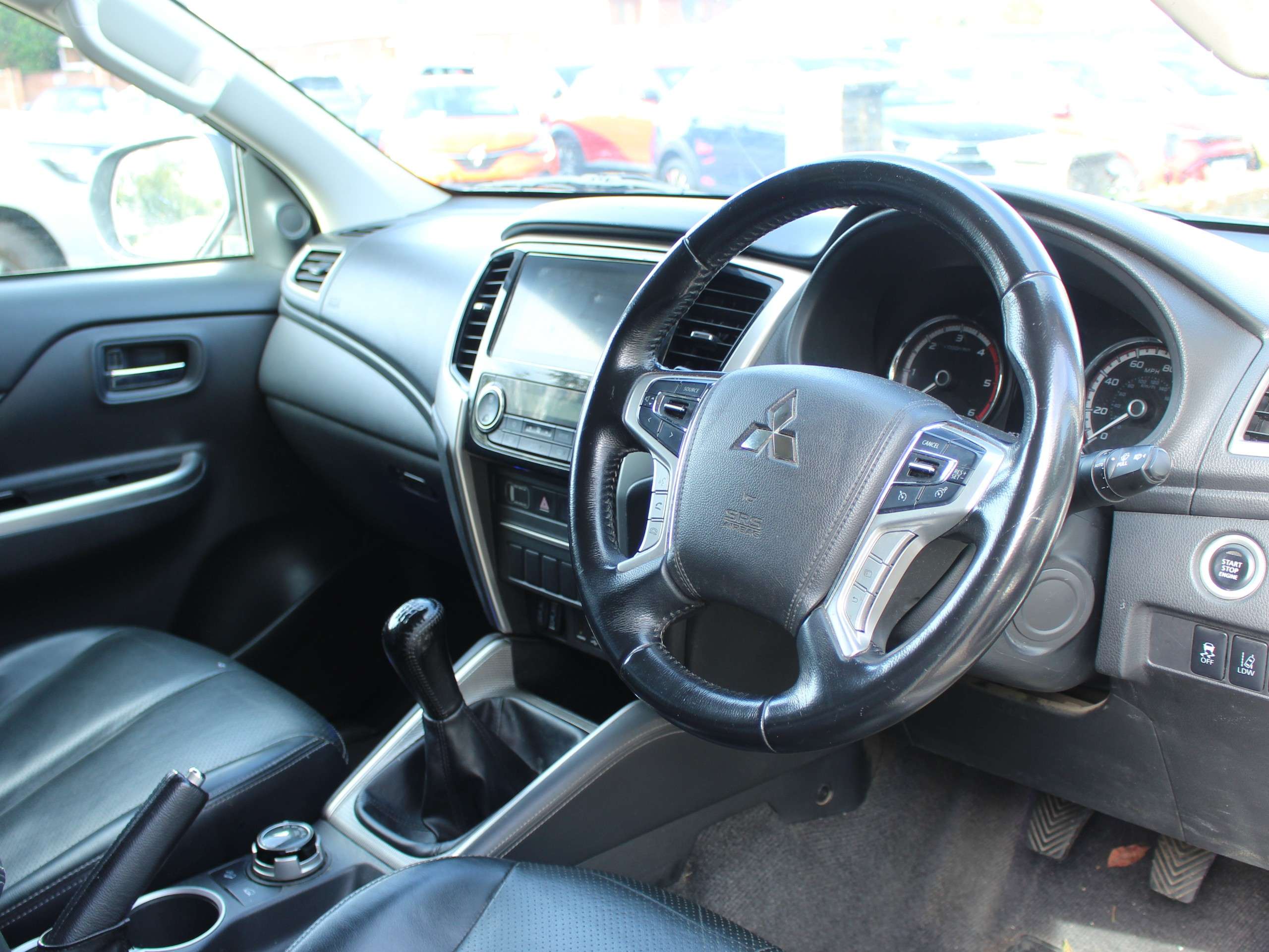 2021 MITSUBISHI L200 2021 MITSUBISHI L200