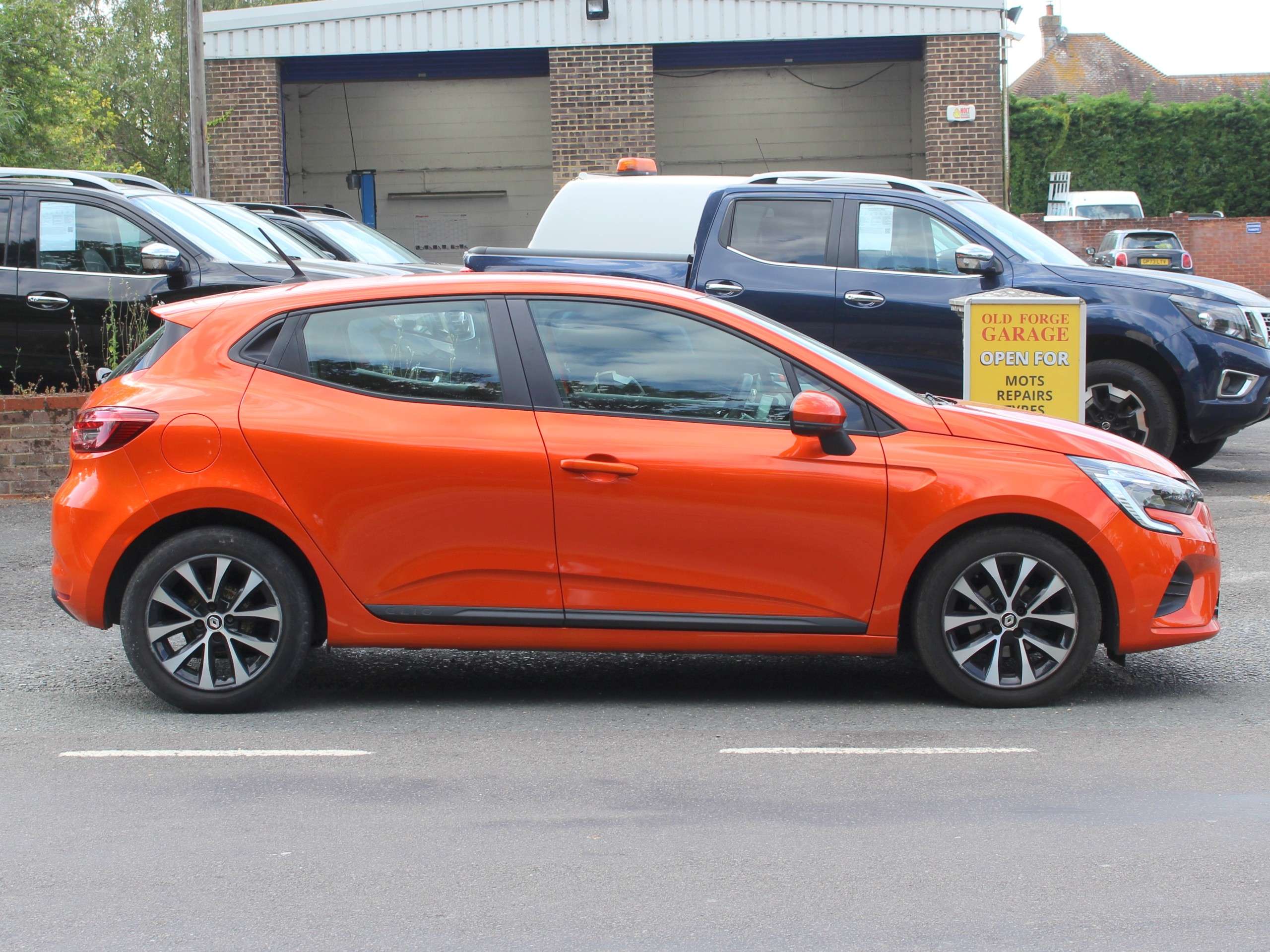 2022 RENAULT CLIO 2022 RENAULT CLIO