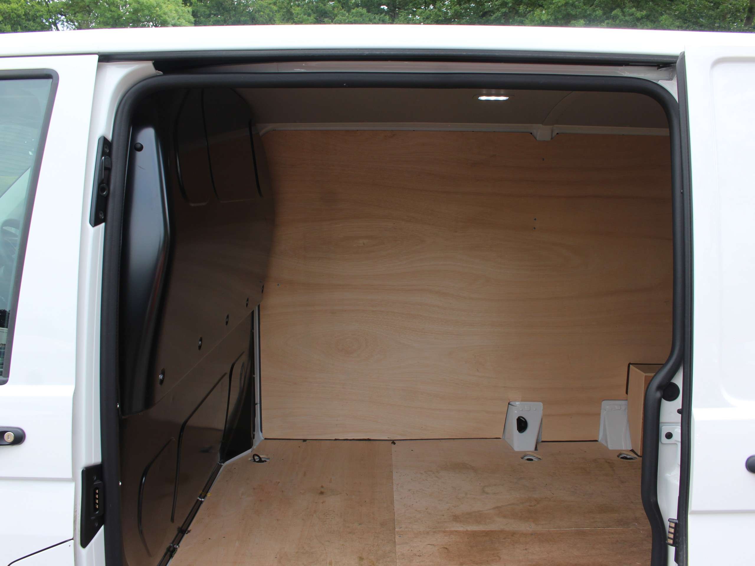 2024 VOLKSWAGEN TRANSPORTER 2024 VOLKSWAGEN TRANSPORTER