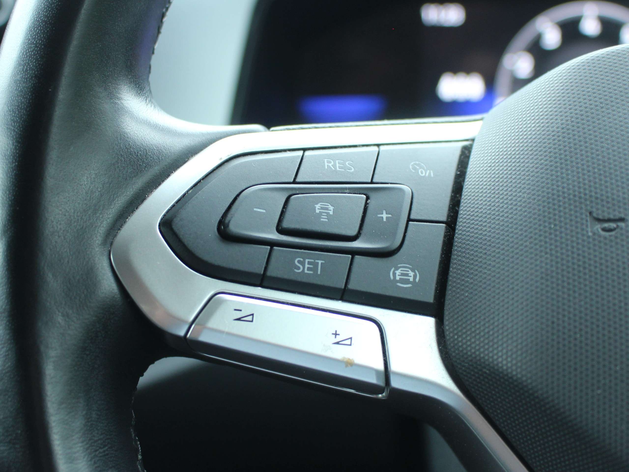 2022 VOLKSWAGEN T-ROC 2022 VOLKSWAGEN T-ROC