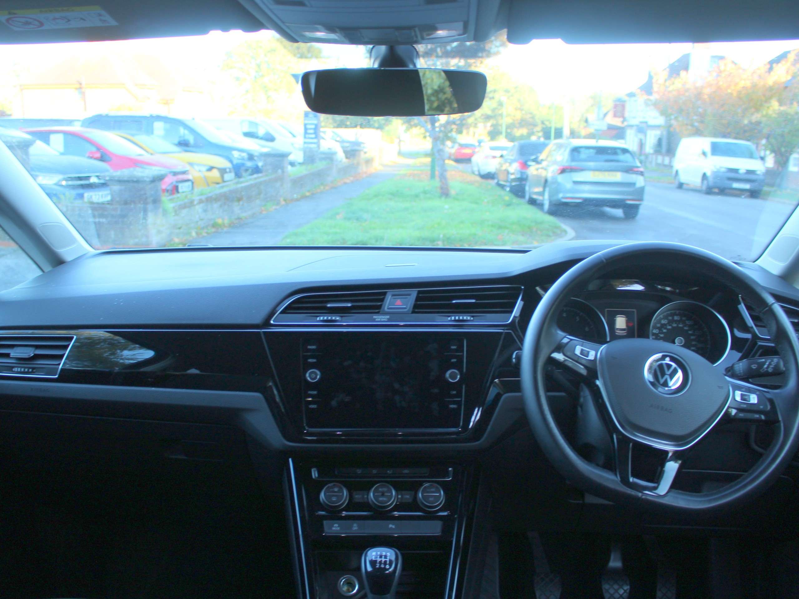 2021 VOLKSWAGEN TOURAN 2021 VOLKSWAGEN TOURAN