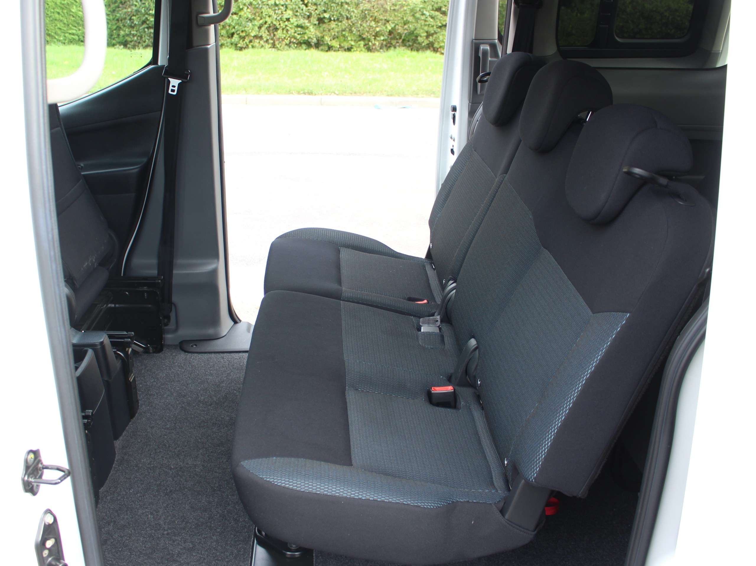 2020 NISSAN E-NV200 2020 NISSAN E-NV200