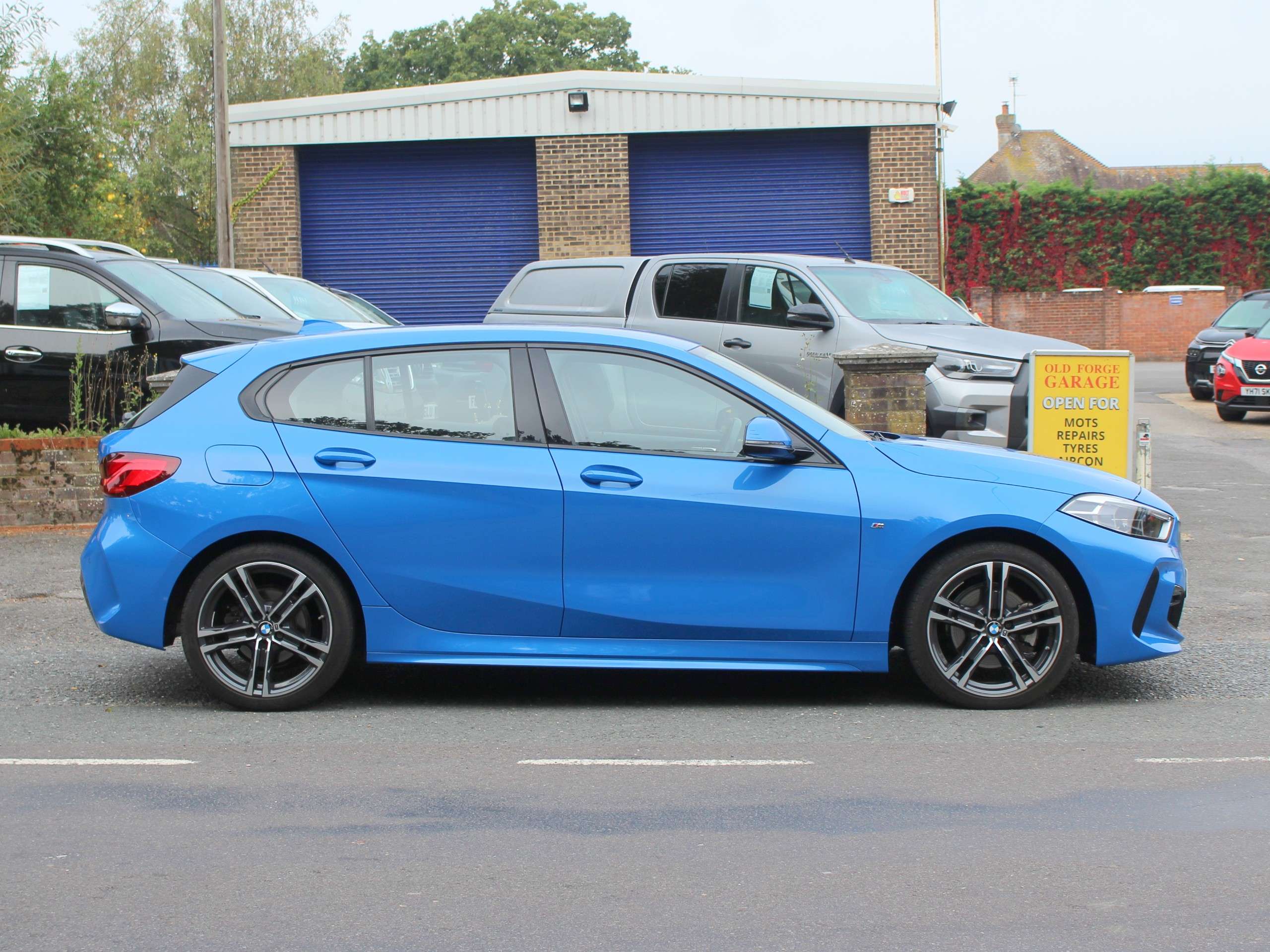 2021 BMW 1 SERIES 2021 BMW 1 SERIES