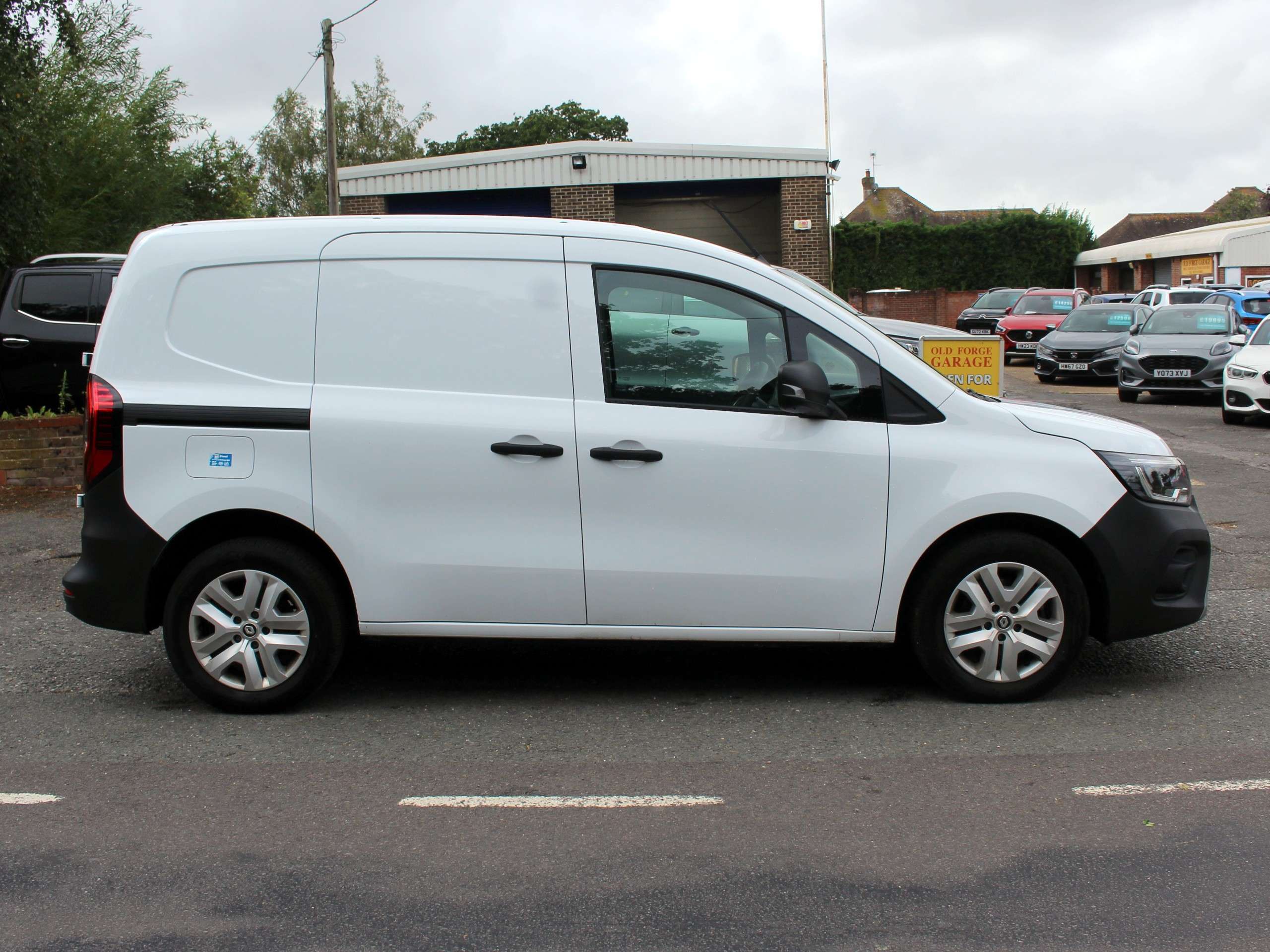 2024 RENAULT KANGOO 2024 RENAULT KANGOO