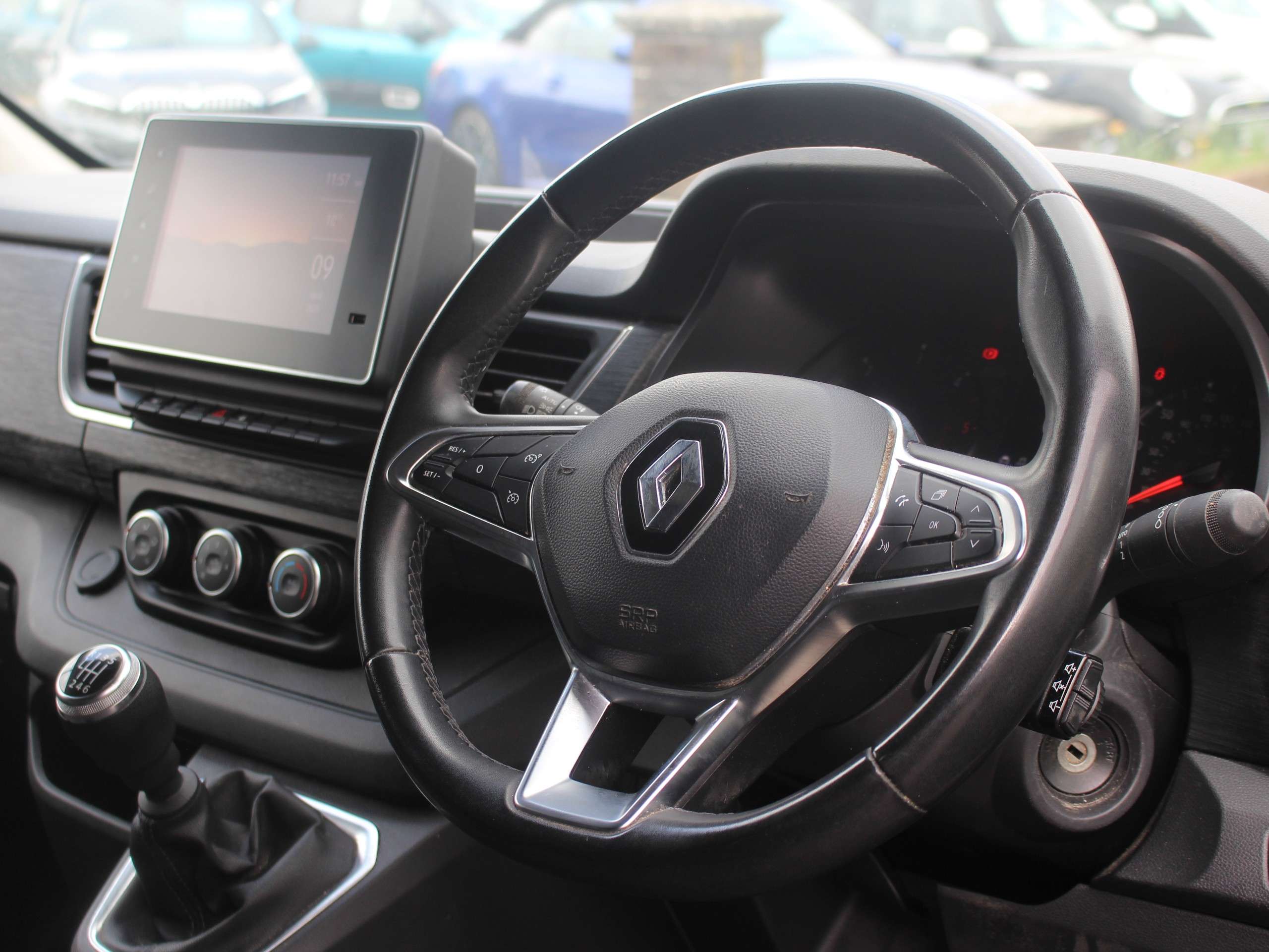 2023 RENAULT TRAFIC 2023 RENAULT TRAFIC