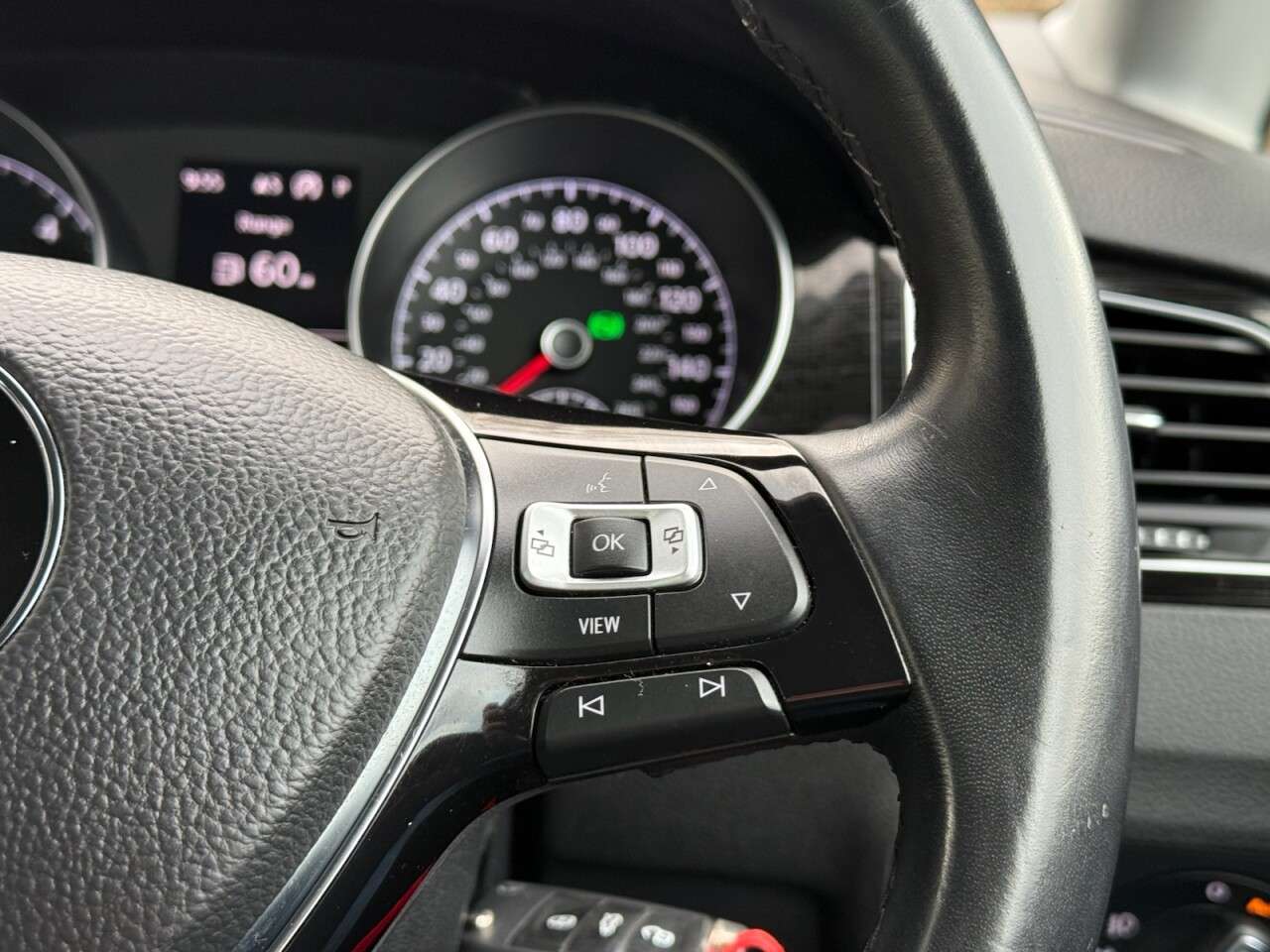 2019 VOLKSWAGEN GOLF SV 2019 VOLKSWAGEN GOLF SV