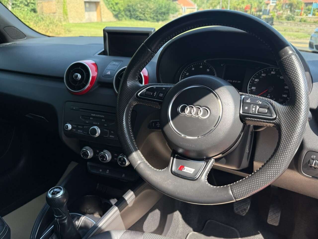 2014 AUDI A1 2014 AUDI A1