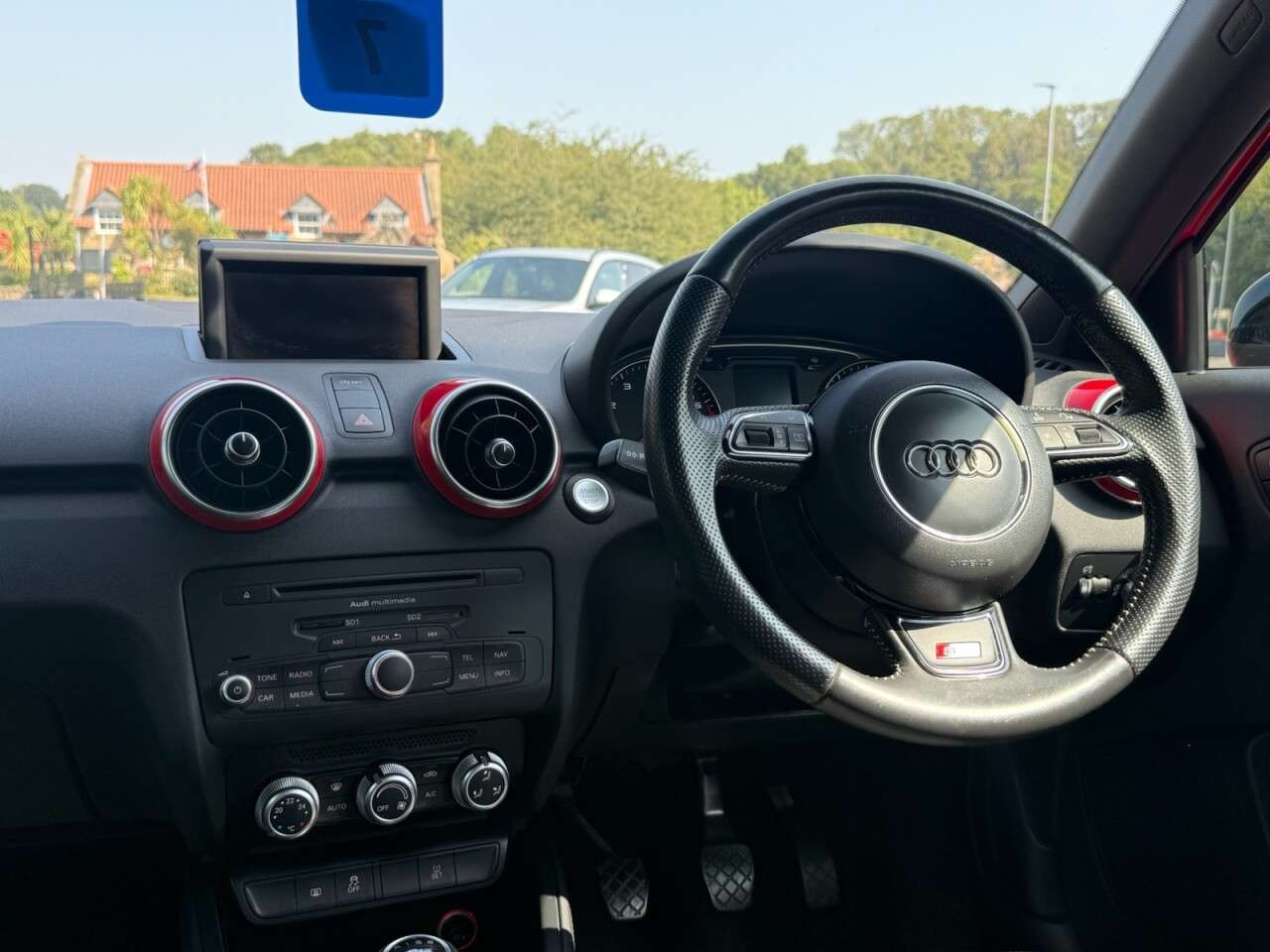 2014 AUDI A1 2014 AUDI A1