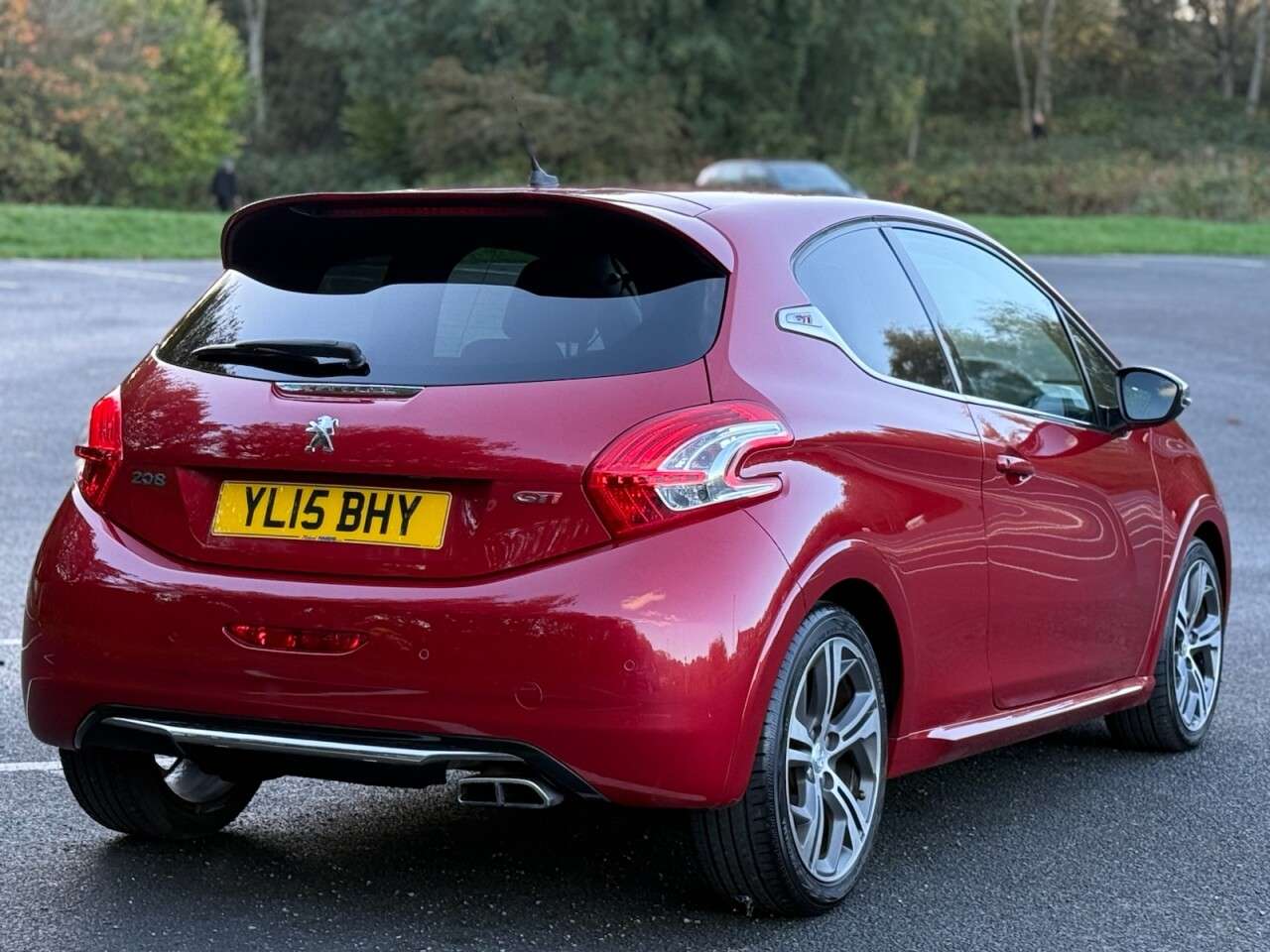 2015 PEUGEOT 208 2015 PEUGEOT 208