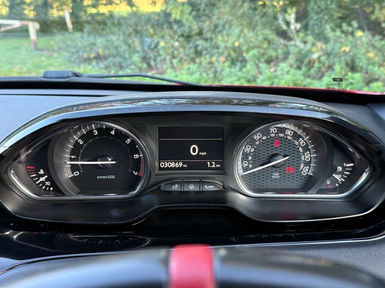 2015 PEUGEOT 208 2015 PEUGEOT 208