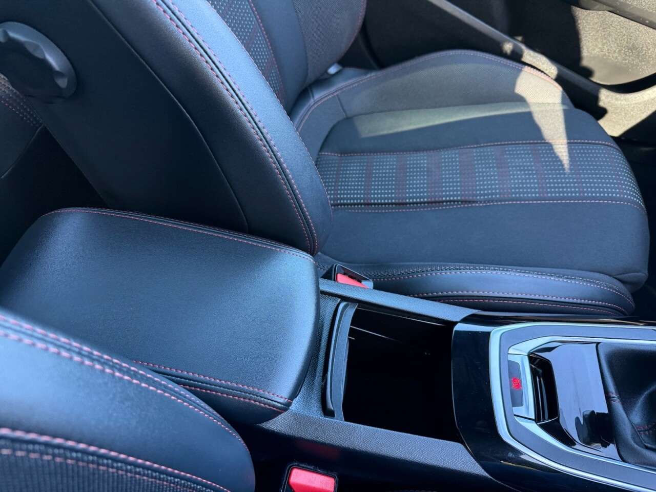 2019 PEUGEOT 308 2019 PEUGEOT 308