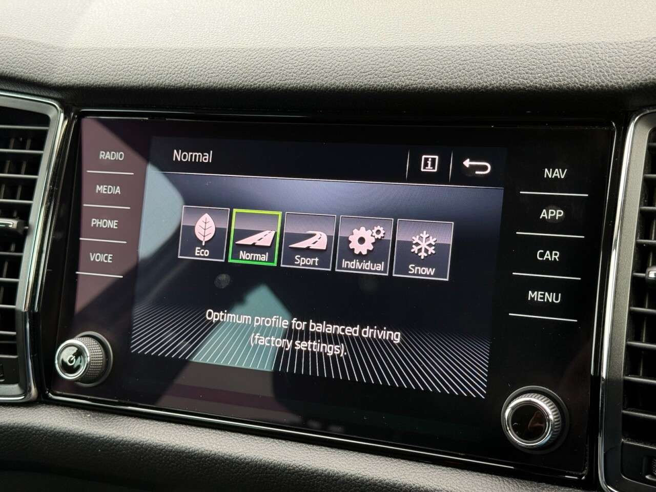 2017 SKODA KODIAQ 2017 SKODA KODIAQ