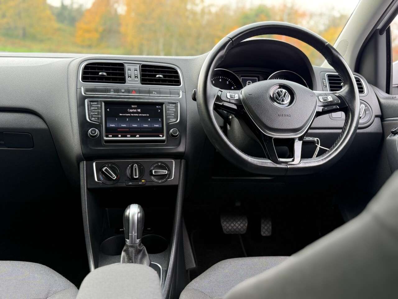 2015 VOLKSWAGEN POLO 2015 VOLKSWAGEN POLO