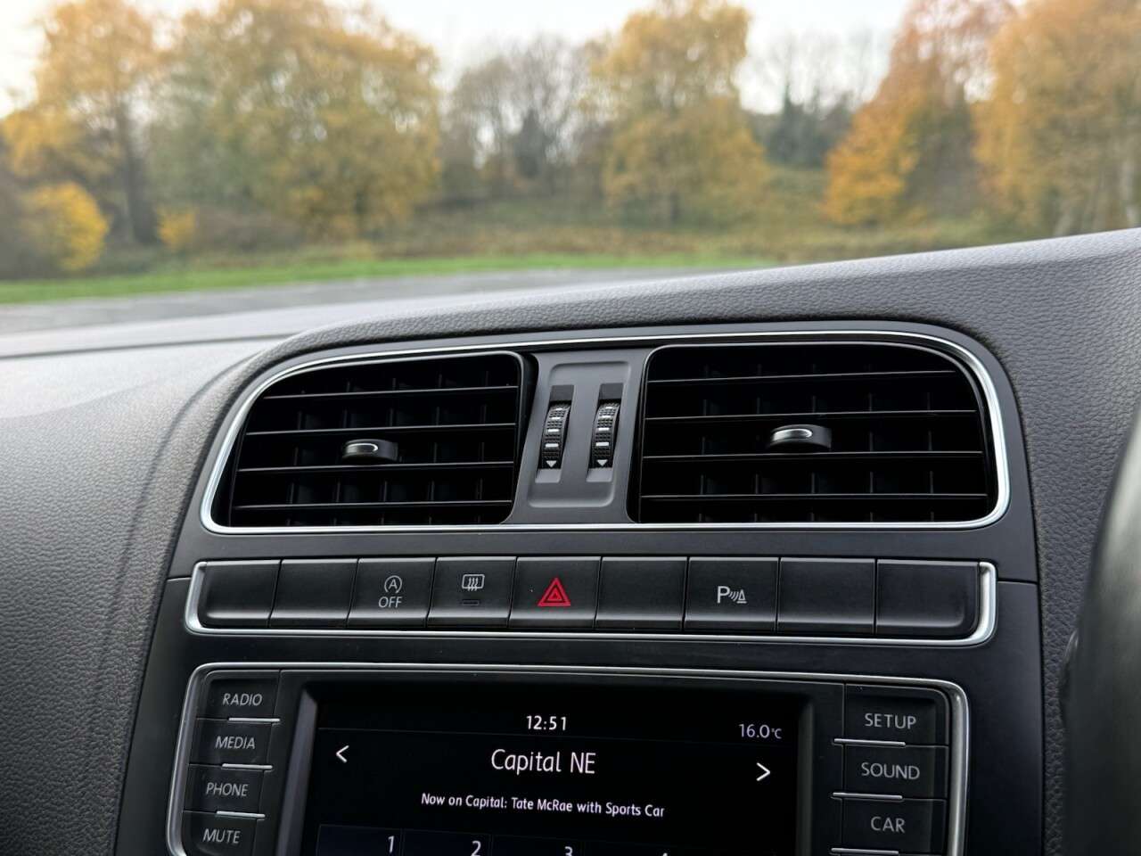 2015 VOLKSWAGEN POLO 2015 VOLKSWAGEN POLO