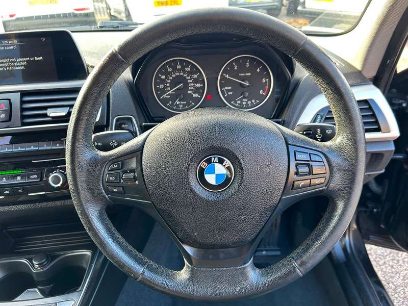 null BMW 1 SERIES null BMW 1 SERIES