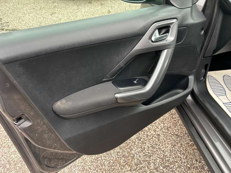 2019 PEUGEOT 2008 2019 PEUGEOT 2008