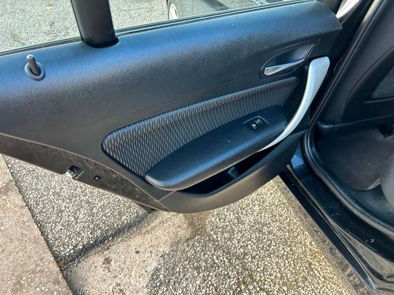 null BMW 1 SERIES null BMW 1 SERIES