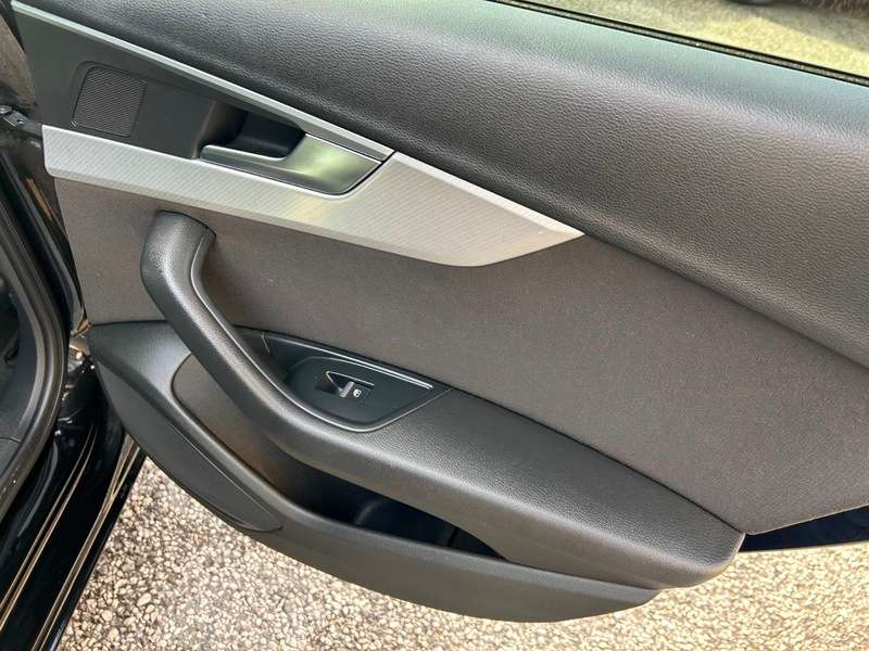 2016 AUDI A4 2016 AUDI A4