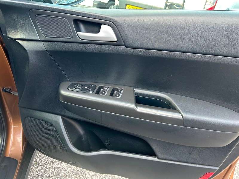 2017 KIA SPORTAGE 2017 KIA SPORTAGE