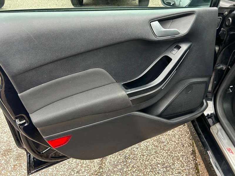 2018 FORD FIESTA 2018 FORD FIESTA