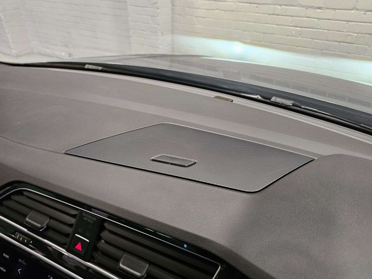 2018 VOLKSWAGEN TIGUAN 2018 VOLKSWAGEN TIGUAN