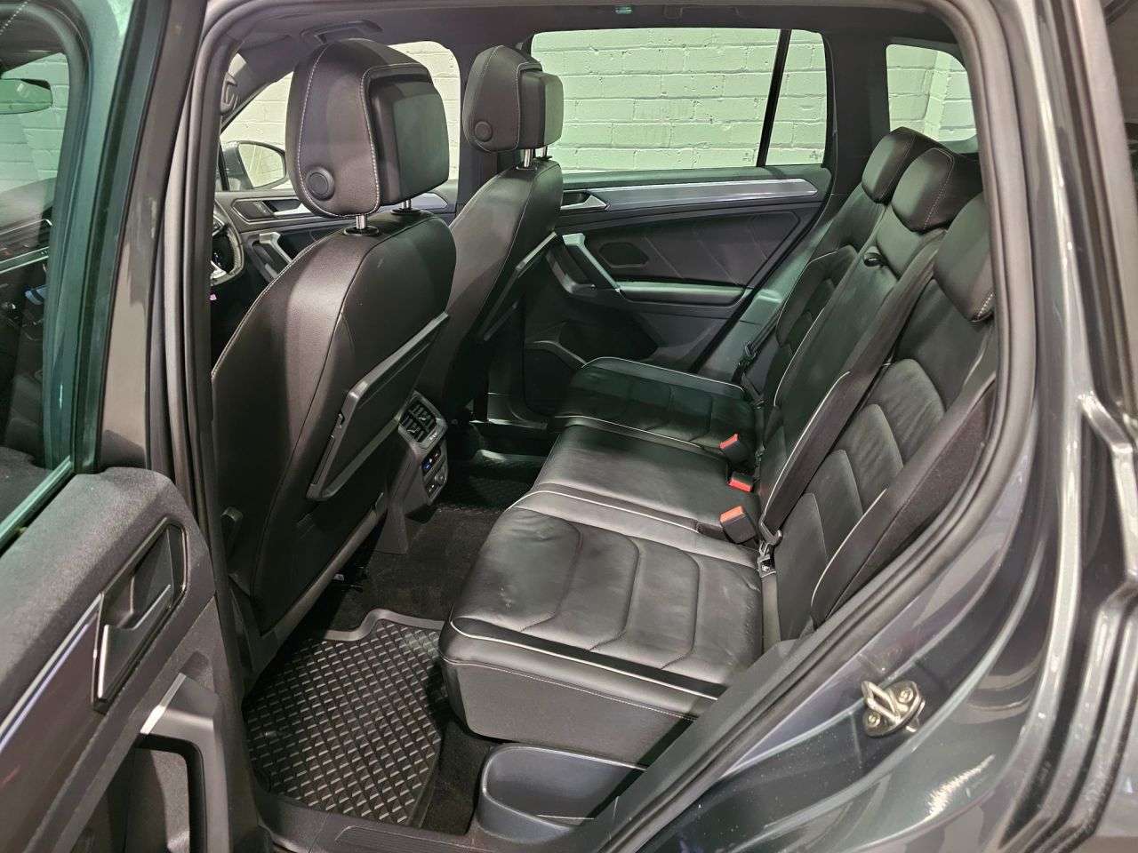 2018 VOLKSWAGEN TIGUAN 2018 VOLKSWAGEN TIGUAN