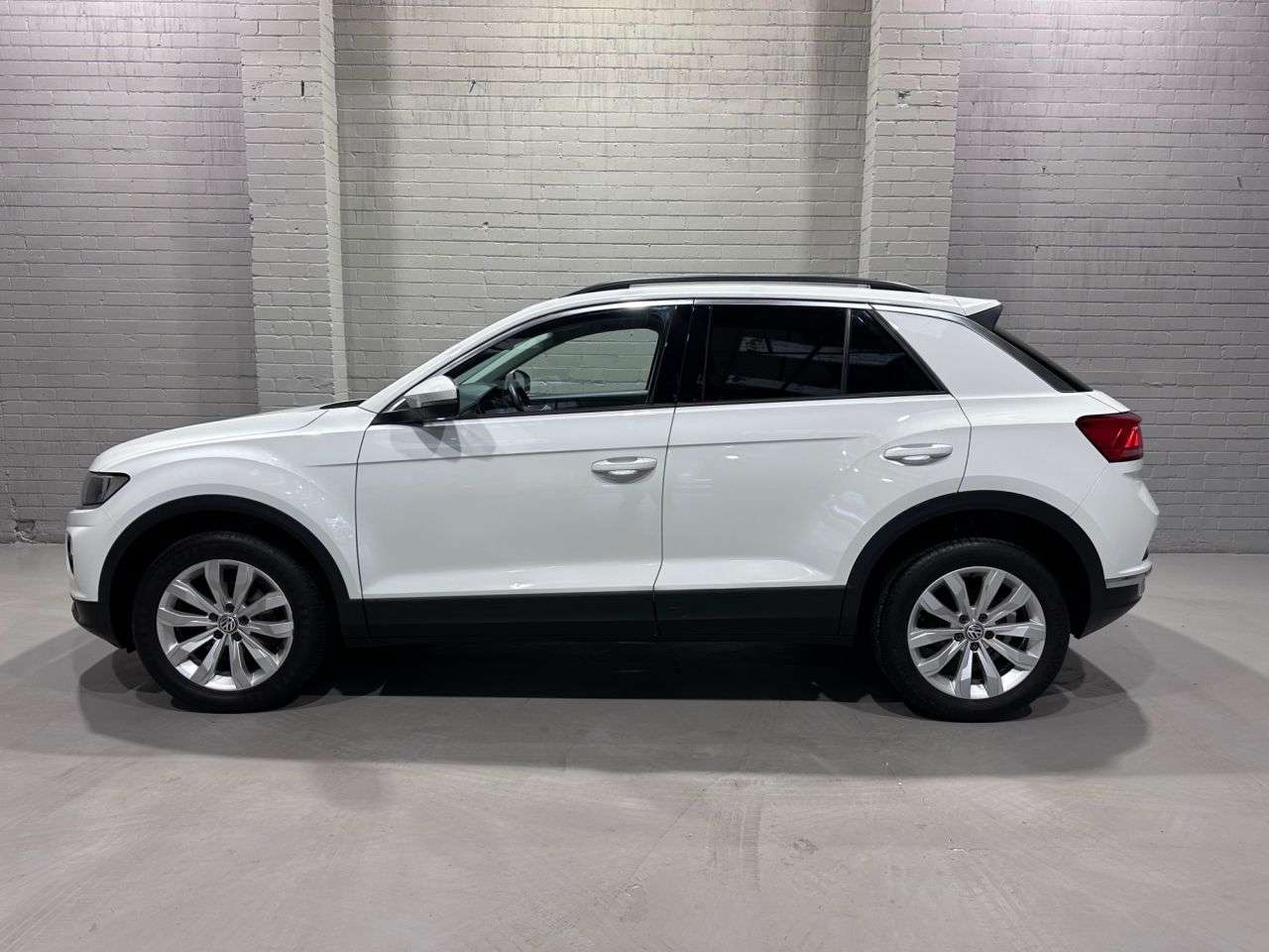 2018 VOLKSWAGEN T-ROC 2018 VOLKSWAGEN T-ROC