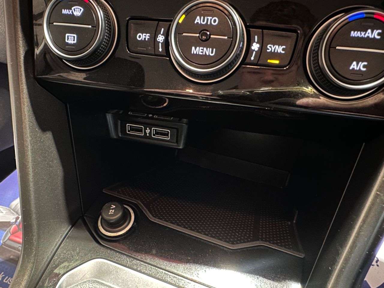 2018 VOLKSWAGEN T-ROC 2018 VOLKSWAGEN T-ROC